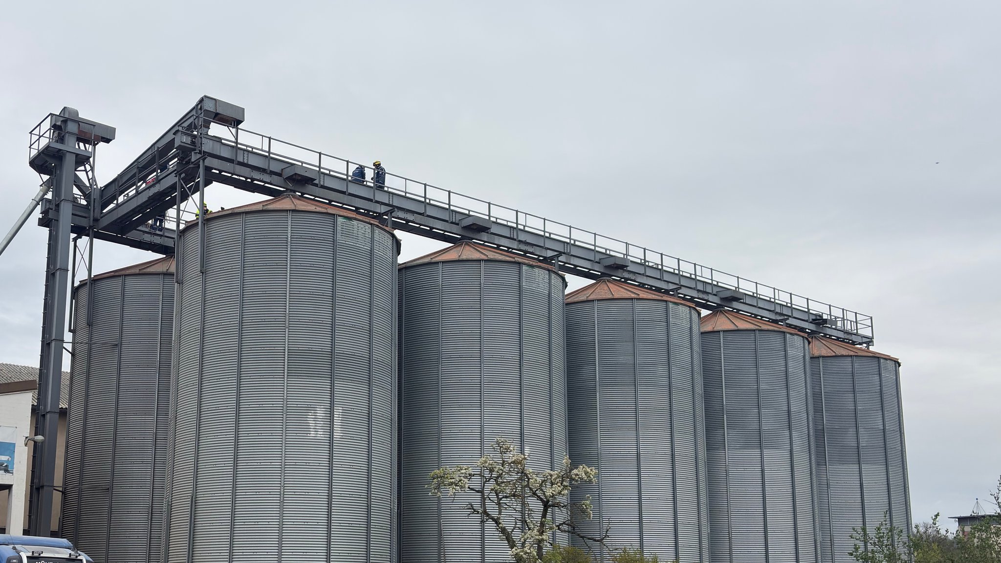 Unfall in Unterfranken: Mann stürzt in Silo und stirbt