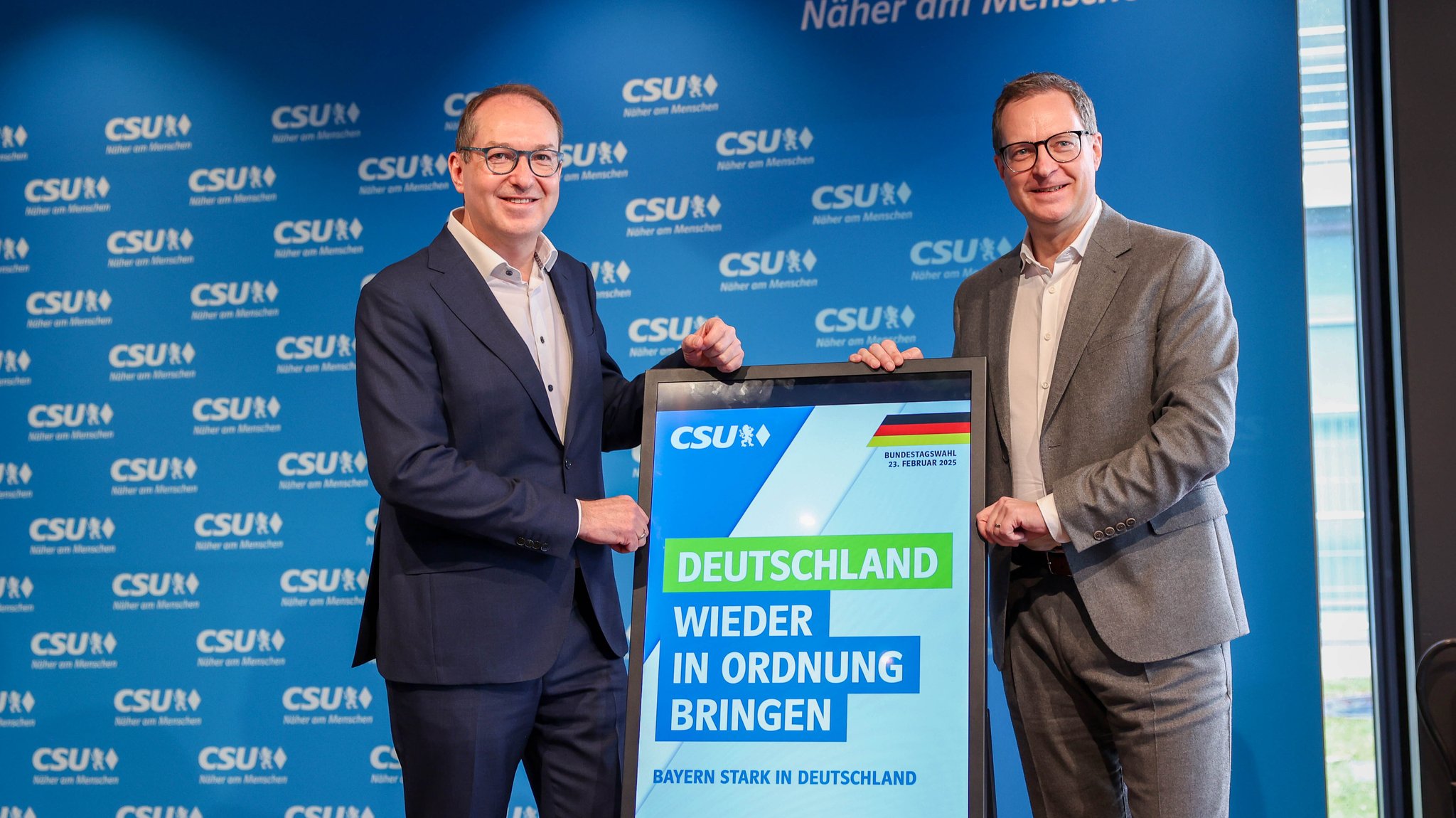 Härter, anti-woker, spendabler als die CDU: Die CSU-Wahl-Agenda