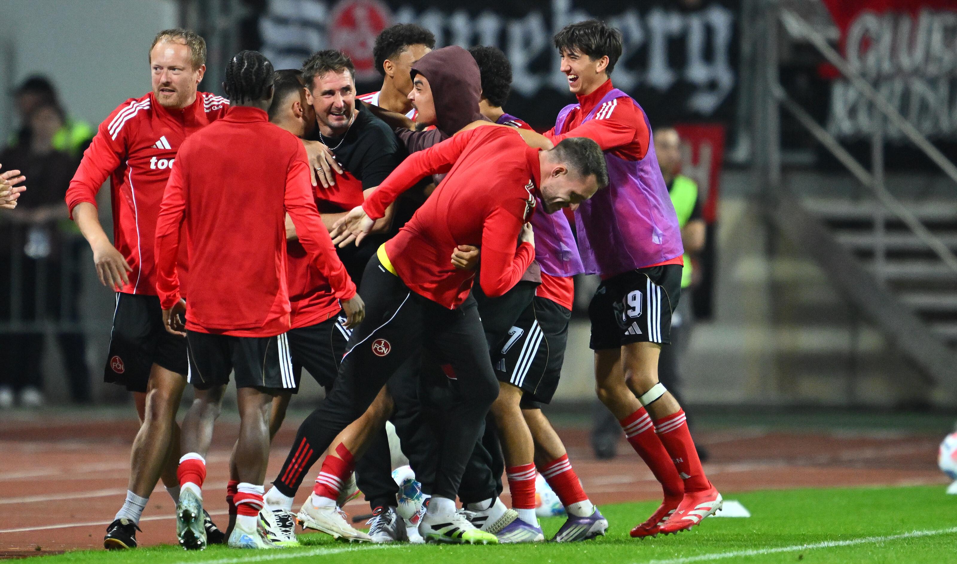 Klose jubelt mit dem 1. FC Nürnberg