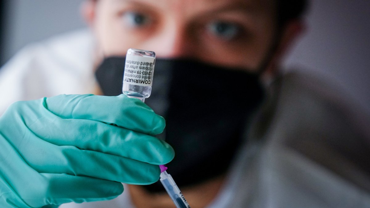 EU will 180 Millionen Dosen angepassten Impfstoff anschaffen