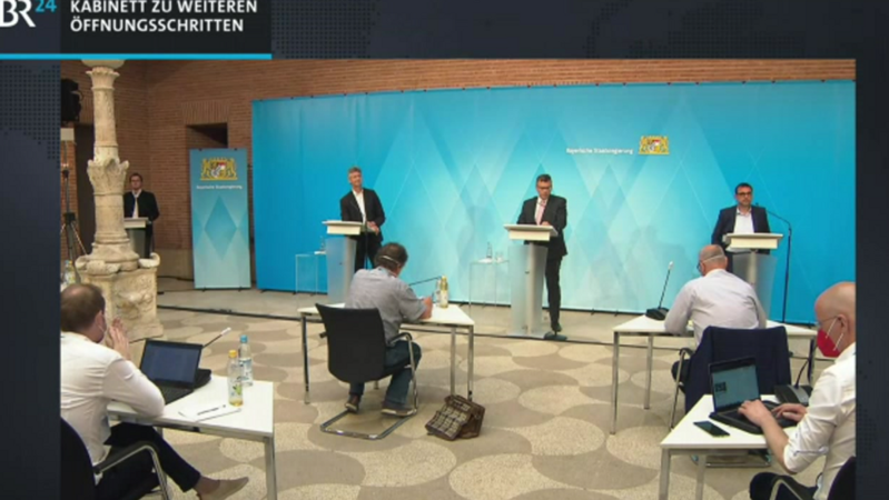 Pressekonferenz nach der Kabinettsitzung mit Kultusminister Piazolo, Staatskanzleichef Herrmann und Gesundheitsminister Holetschek.