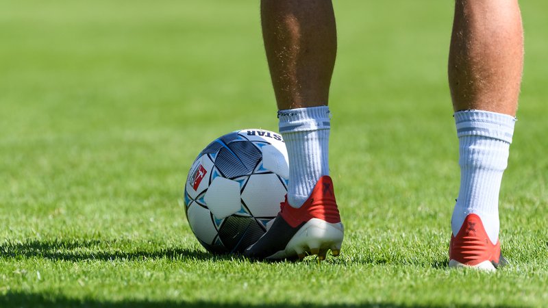 Fußball-Symbol | Bild: picture-alliance/dpa Fußball-Symbol