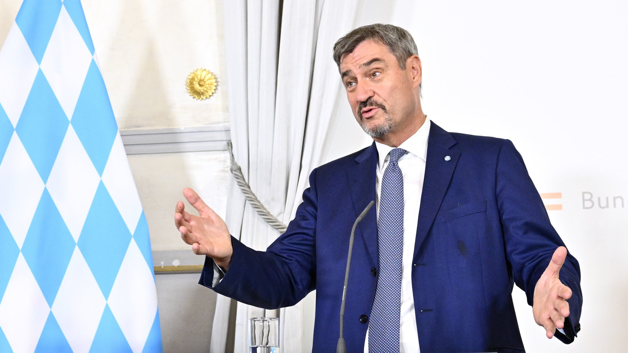 Städte erhöhen Druck auf Söder: "Uns geht die Puste aus" 