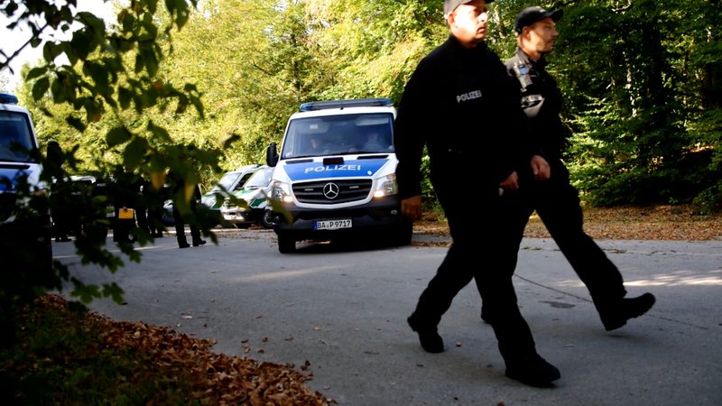 Vermisste Frau wird in Münchner Wald gesucht