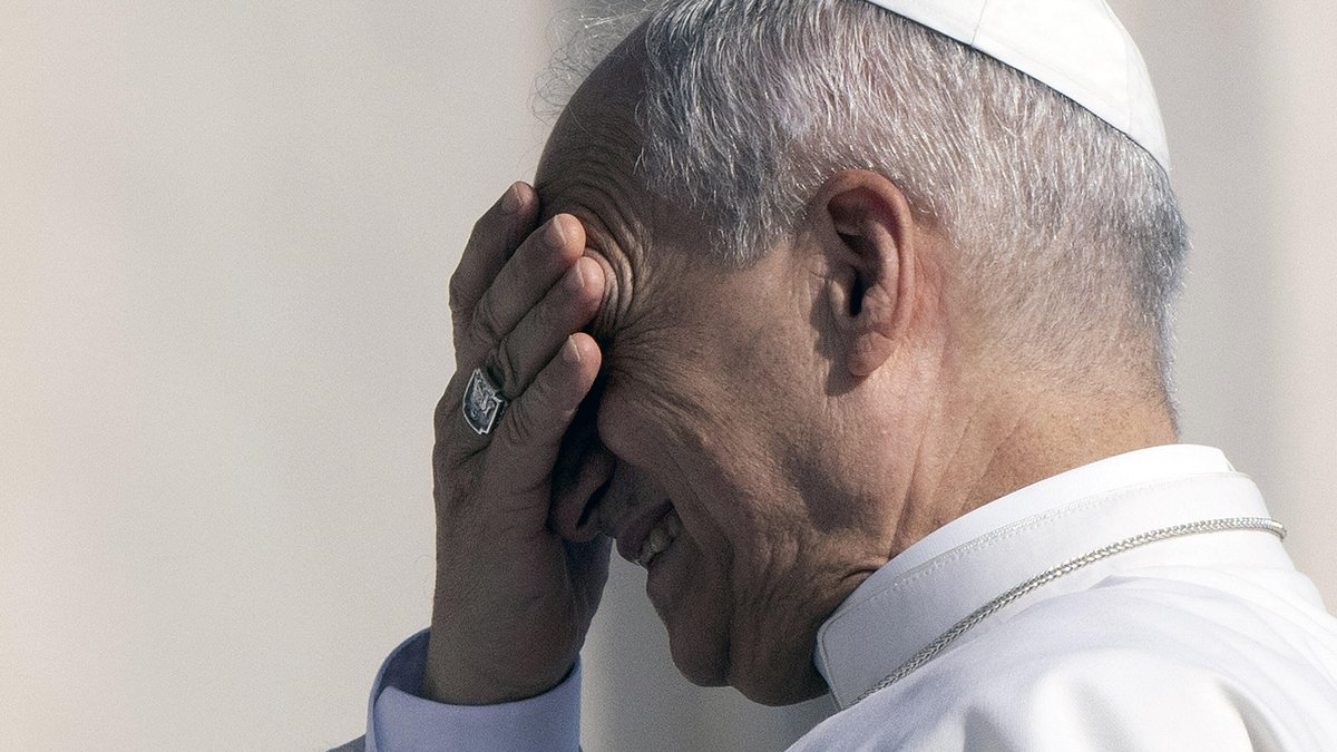 Frauenweihe und LGBTQ-Segensfeiern: Papst drückt auf die Bremse
