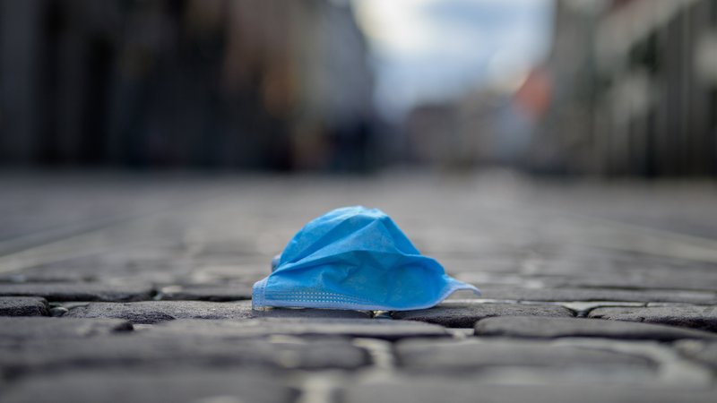 Eine Gesichtsmaske – wohl das Symbol schlechthin für die Corona-Pandemie. | Bild: stock.adobe.com/michaelheim Eine Gesichtsmaske – wohl das Symbol schlechthin für die Corona-Pandemie.