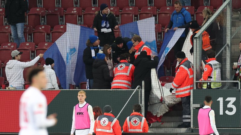 Elf Verletzte wegen Böller-Explosion bei FC-Augsburg-Remis