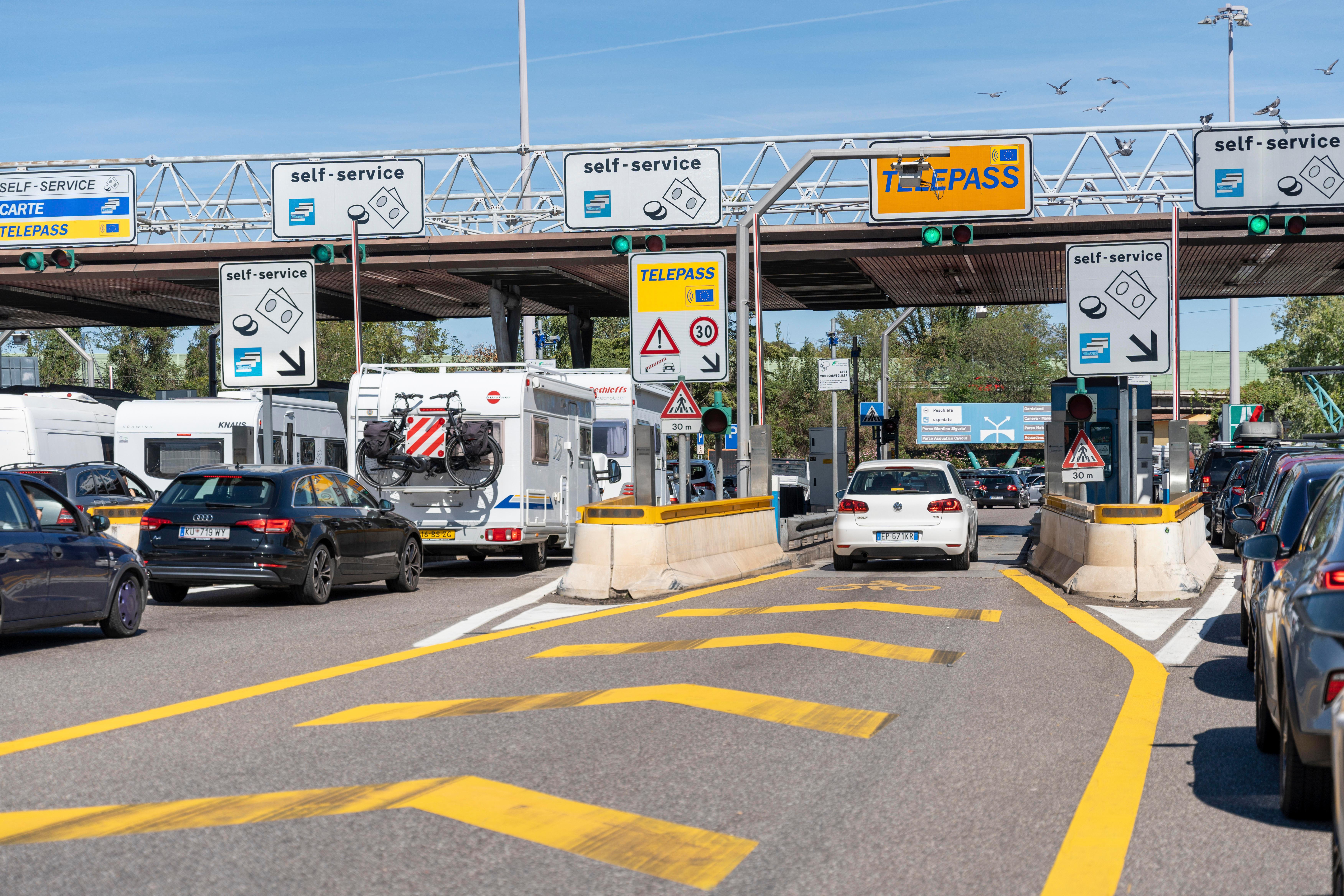 Mautstation an einer italienischen Autobahn