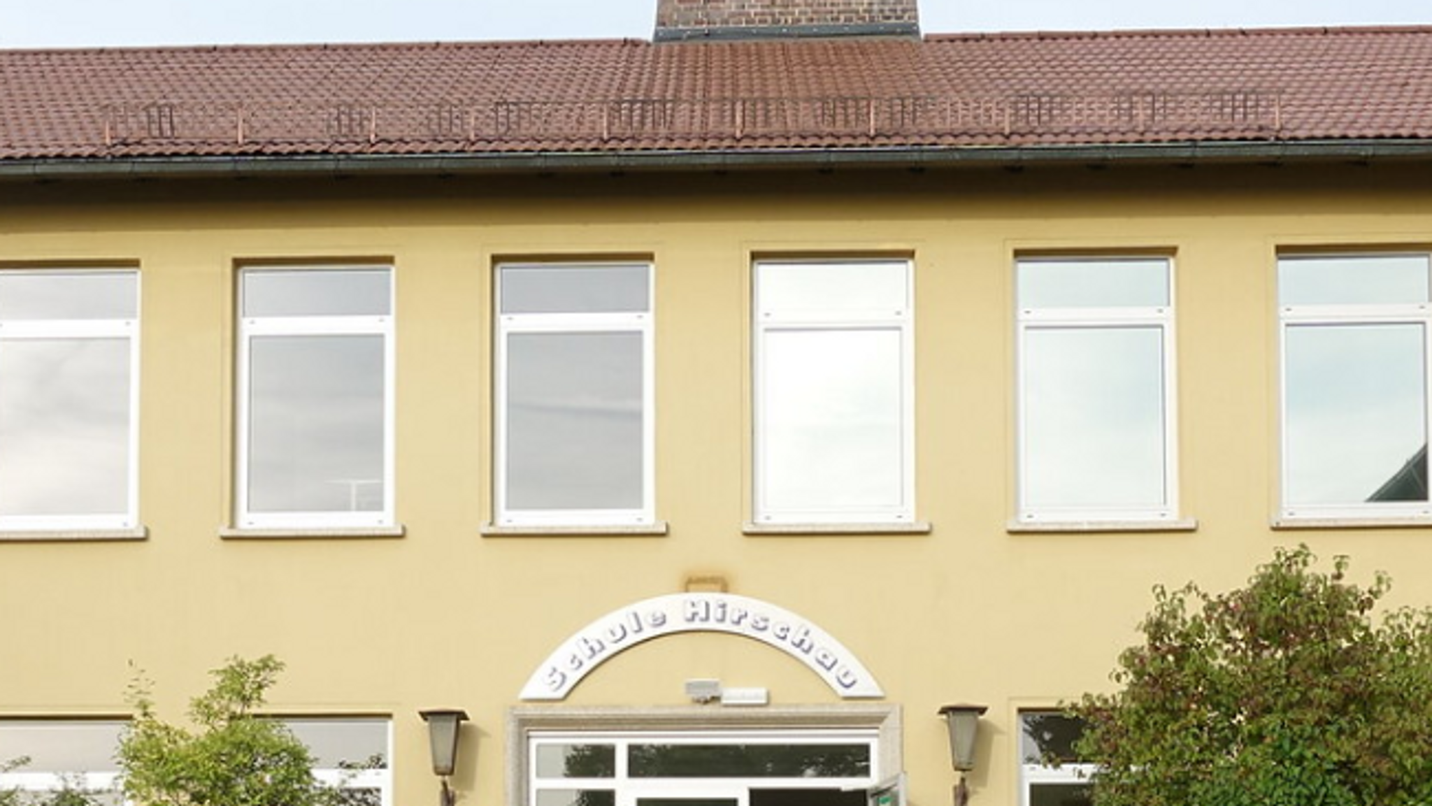 Das Schulgebäude in Hirschau.