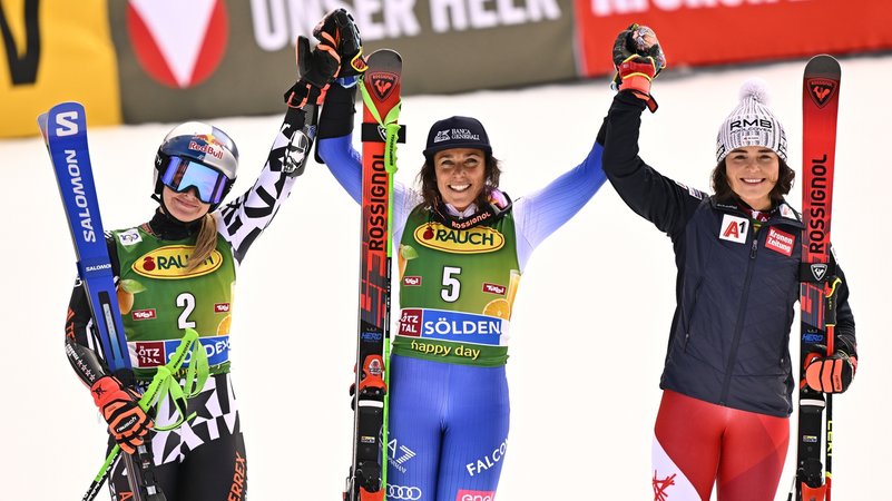 Federica Brignone Podium | Bild: picture-alliance/dpa Federica Brignone Podium