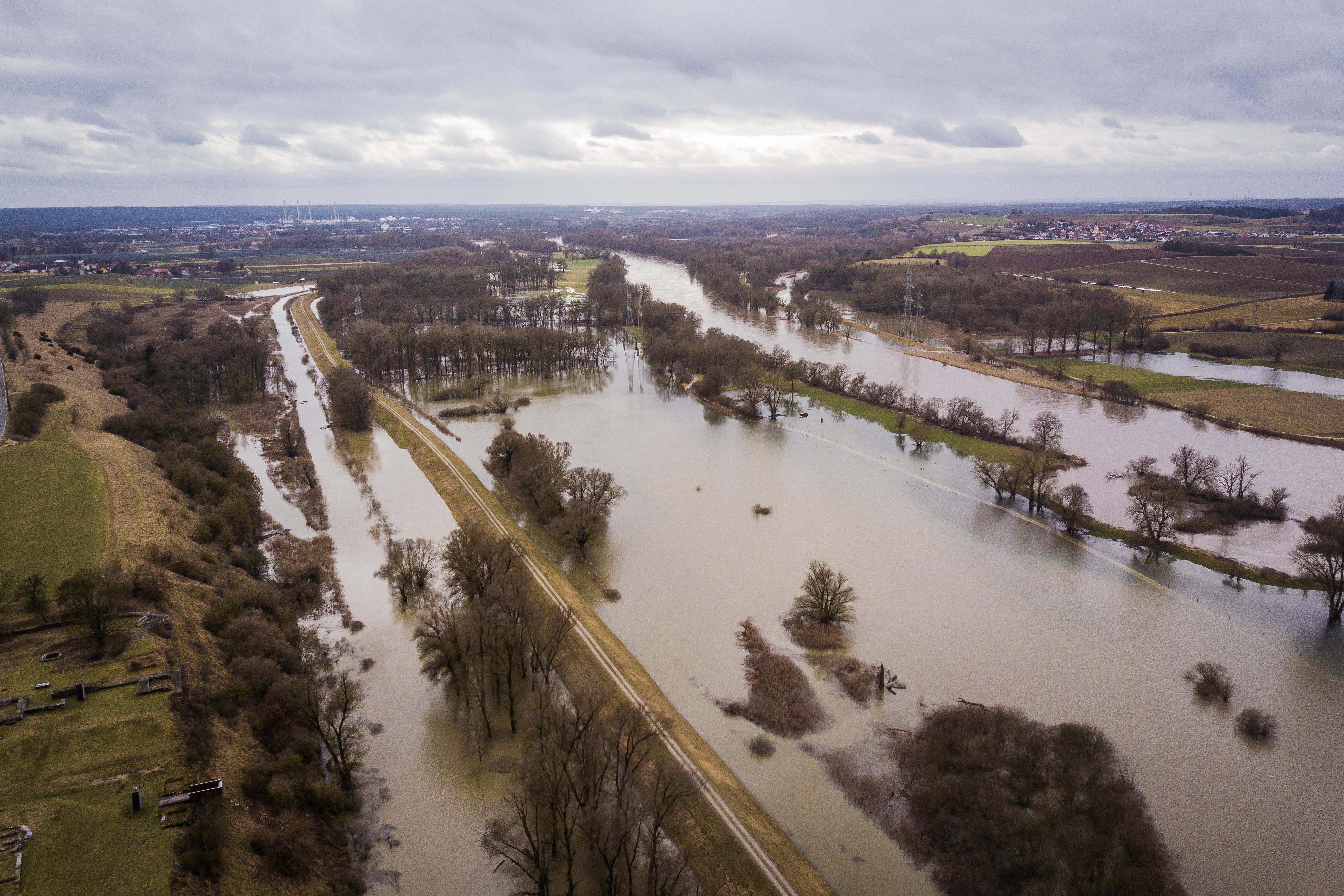 hochwasser bayern 2021 aktuell