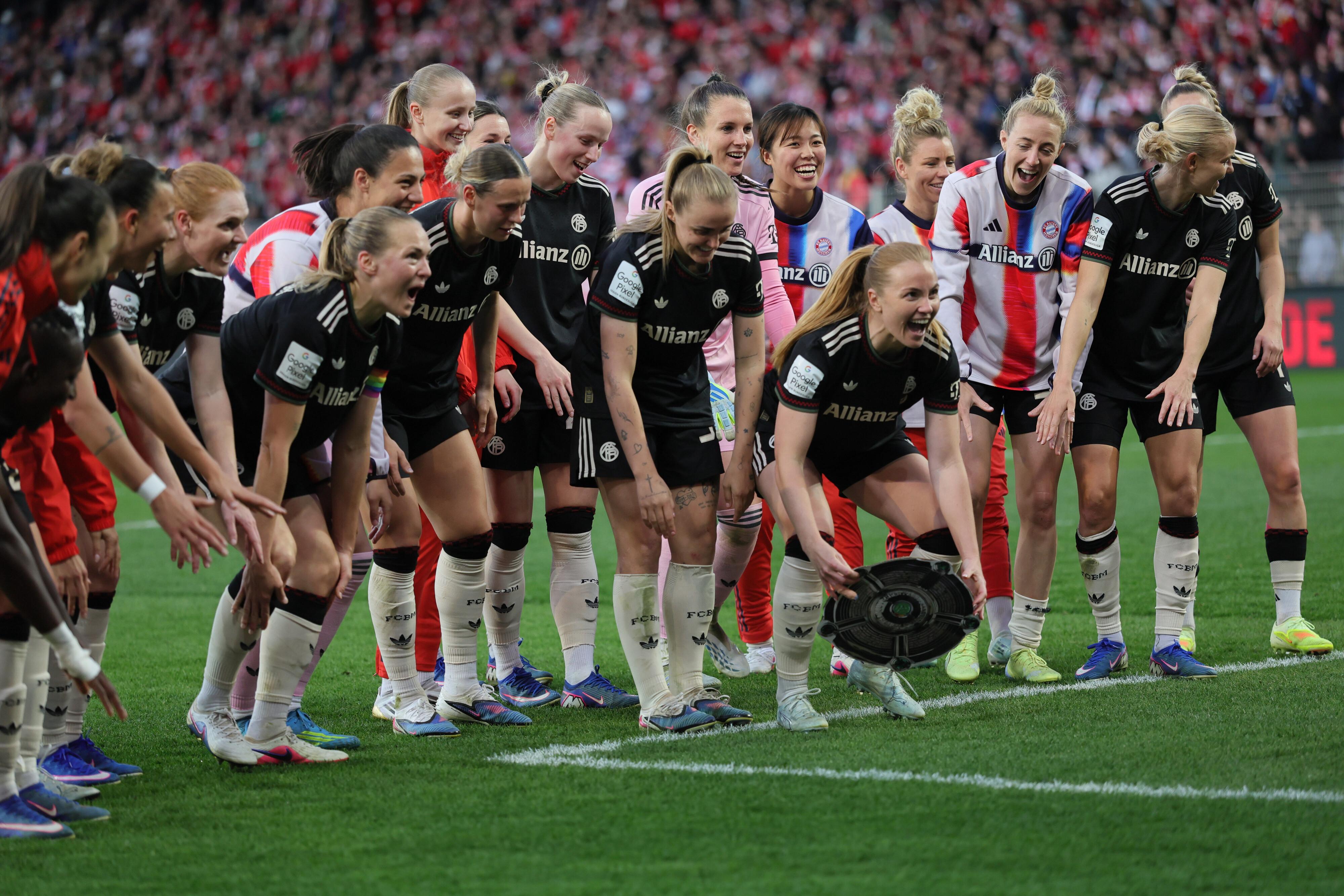 Die Frauen des FC Bayern sind vorzeitig Meister