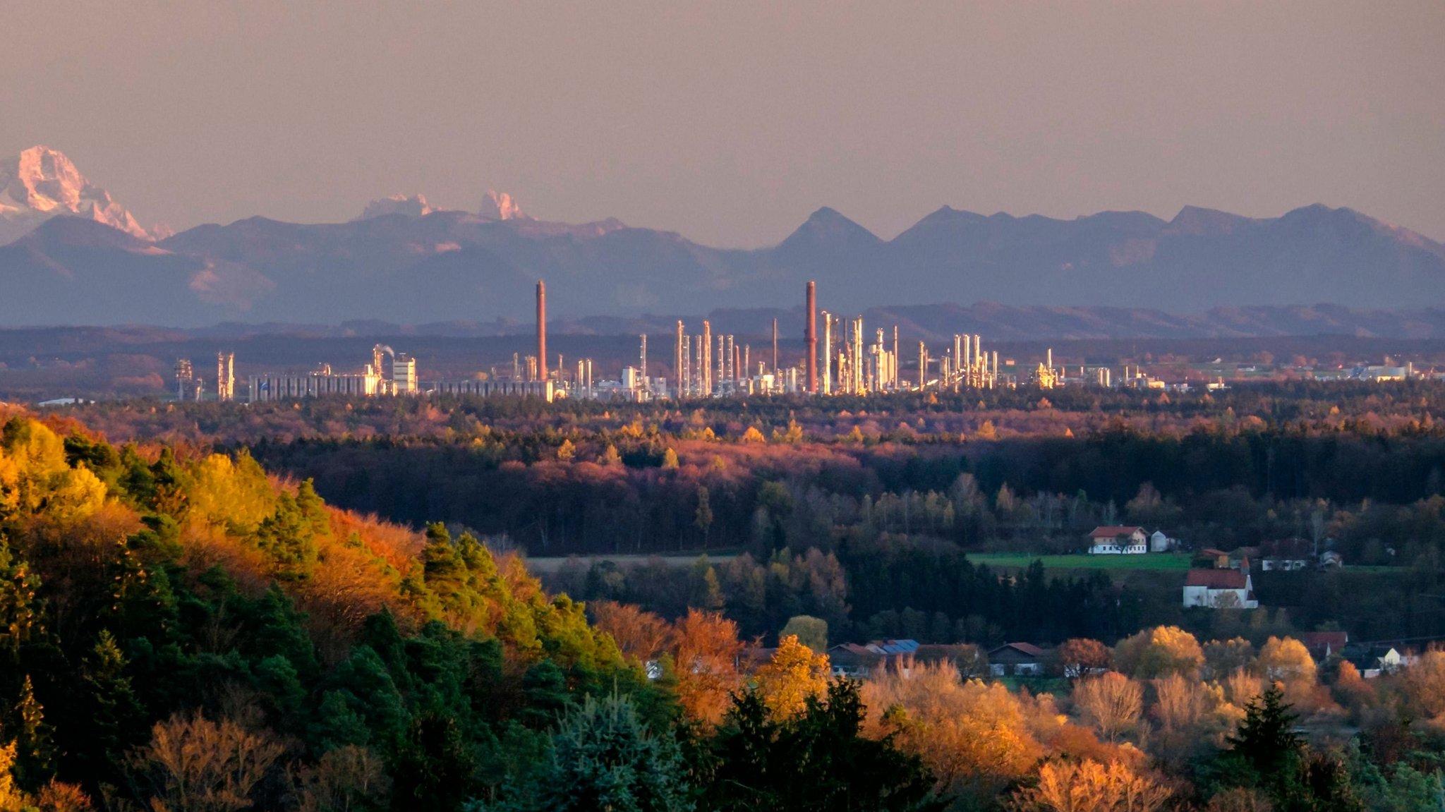 Chemieindustrie in Perach, Lkr. Altötting