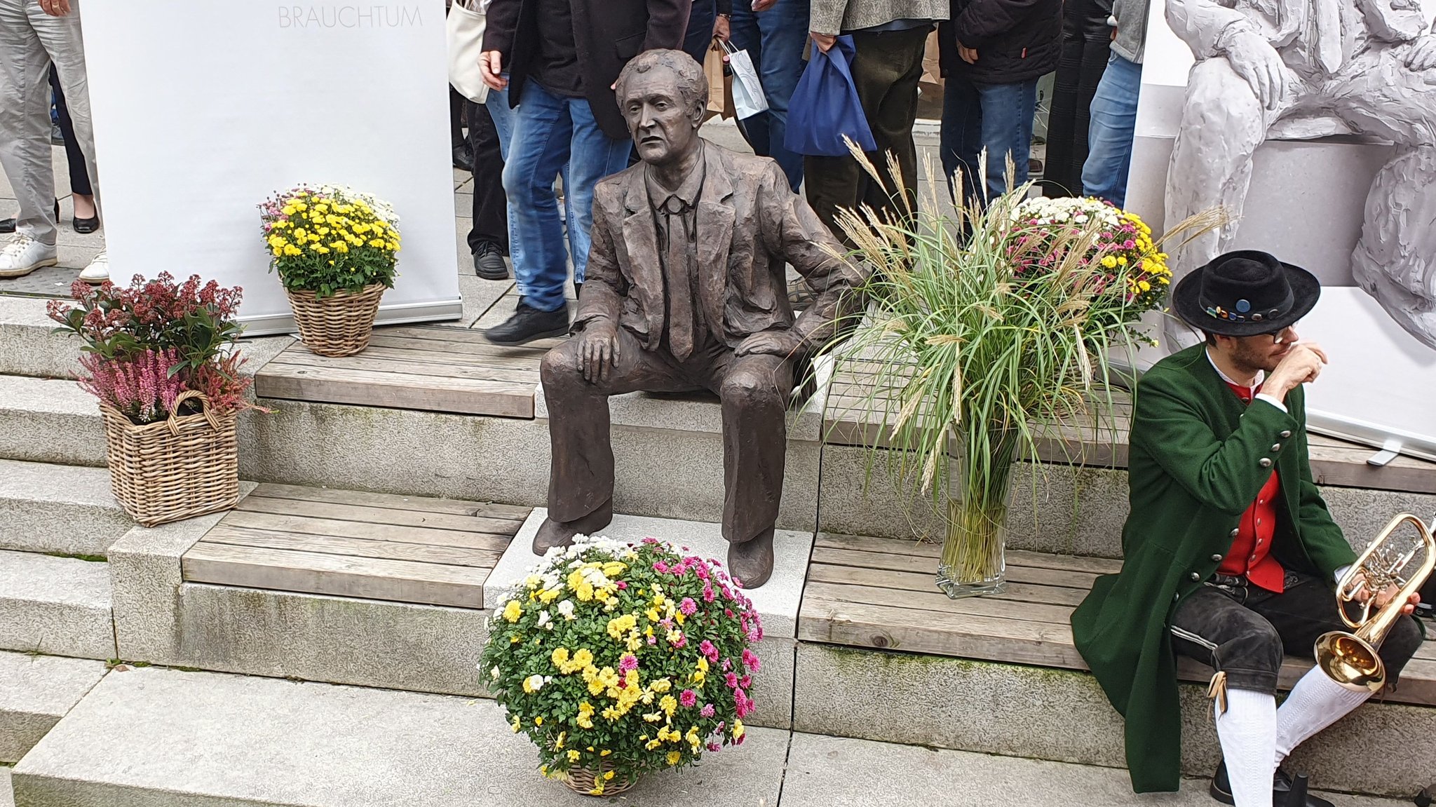 Karl-Obermayr-Statue in Freising | Bild: BR/Birgit Grundner Karl-Obermayr-Statue in Freising