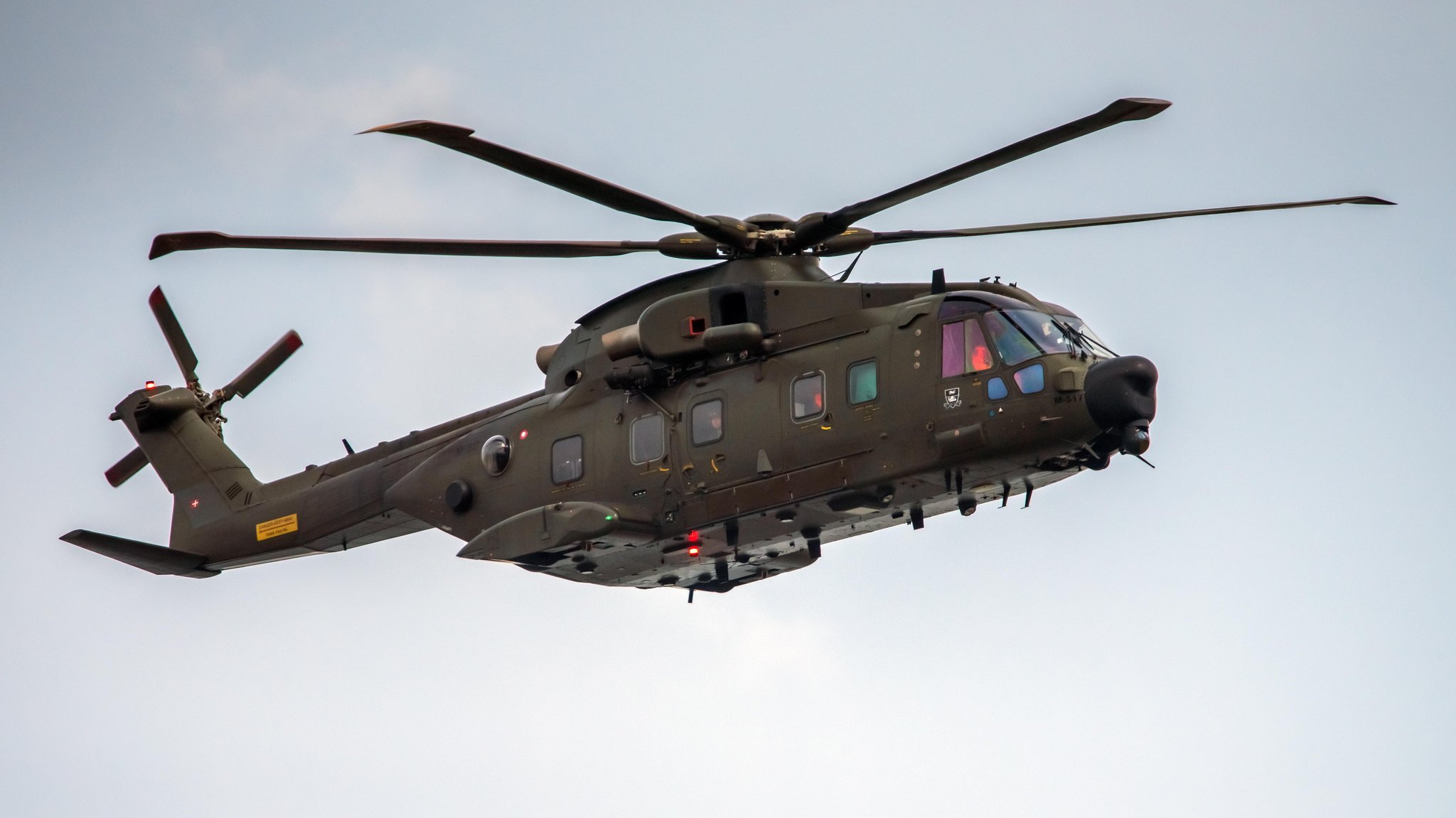 Russische Fregatte feuert Leuchtkörper auf dänischen Helikopter