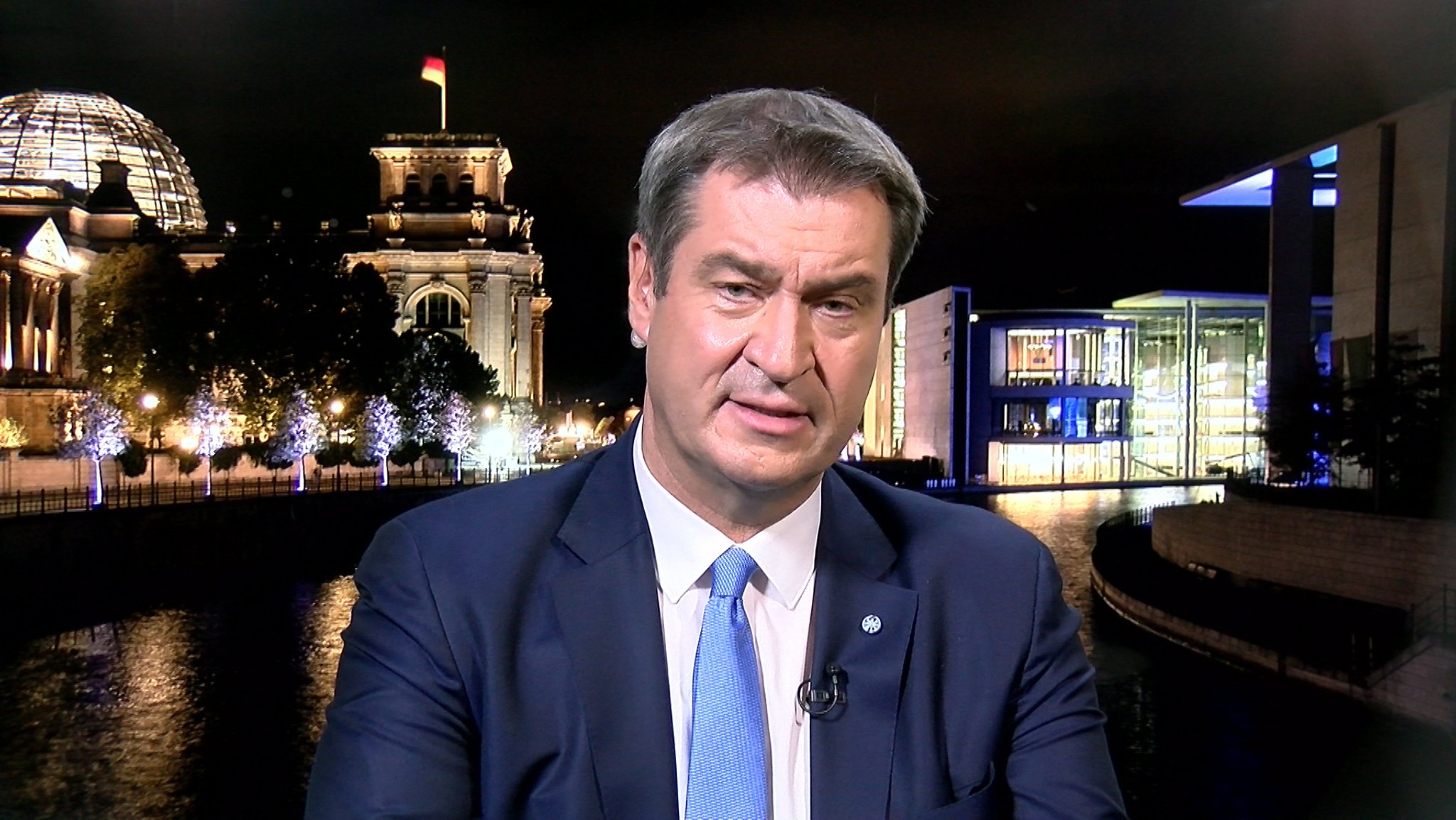 Noch am Wahlabend hat CSU-Chef Söder harsche Kritik an den Freien Wählern geübt - sie hätten das bürgerliche Lager geschwächt.