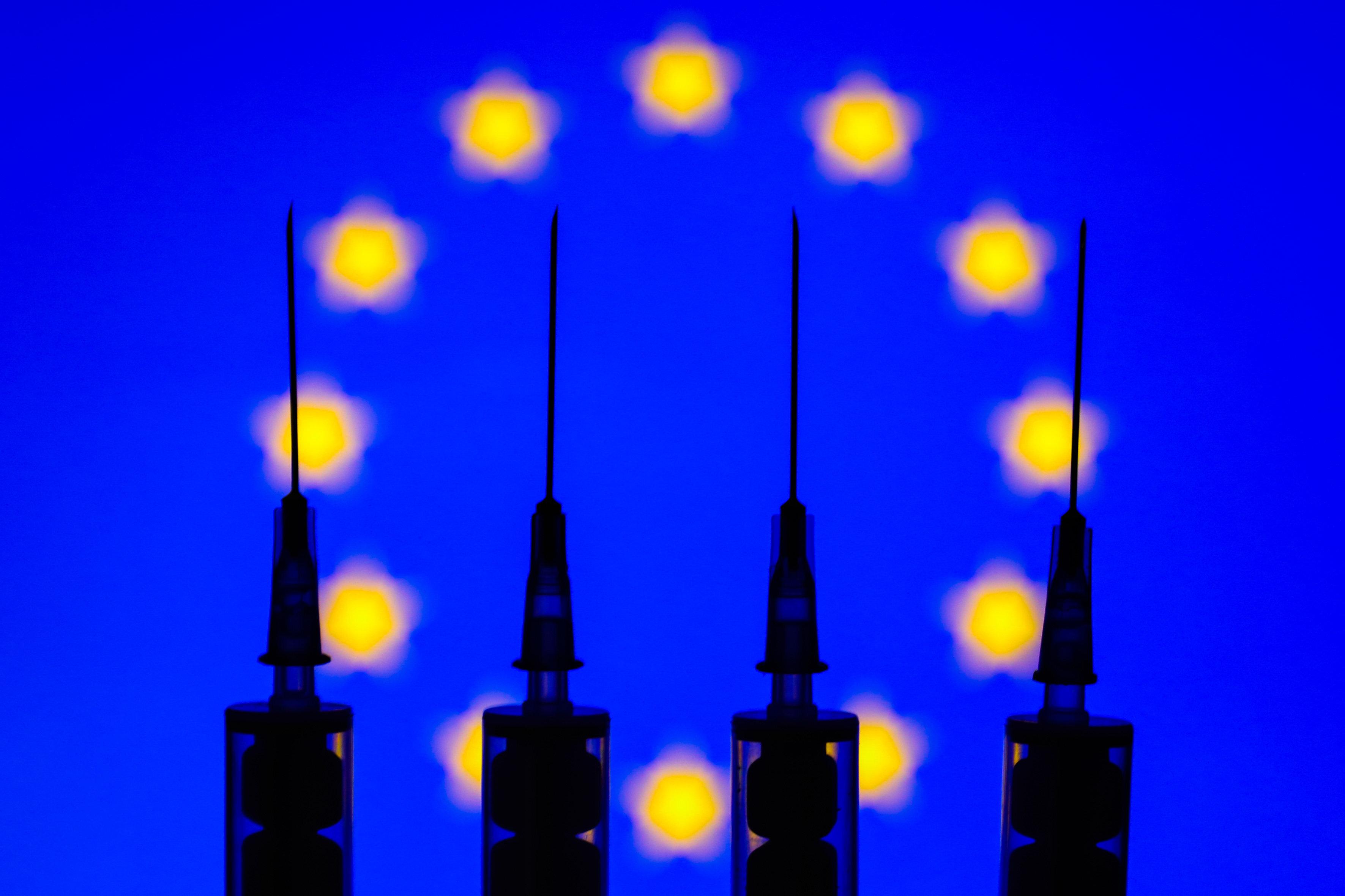 EU-Sterne und Impfspritzen | Bild:dpa