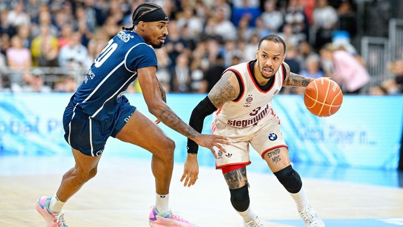 Spielszene MLP Academics Heidelberg - FC Bayern Basketball | Bild: picture-alliance/dpa Spielszene MLP Academics Heidelberg - FC Bayern Basketball