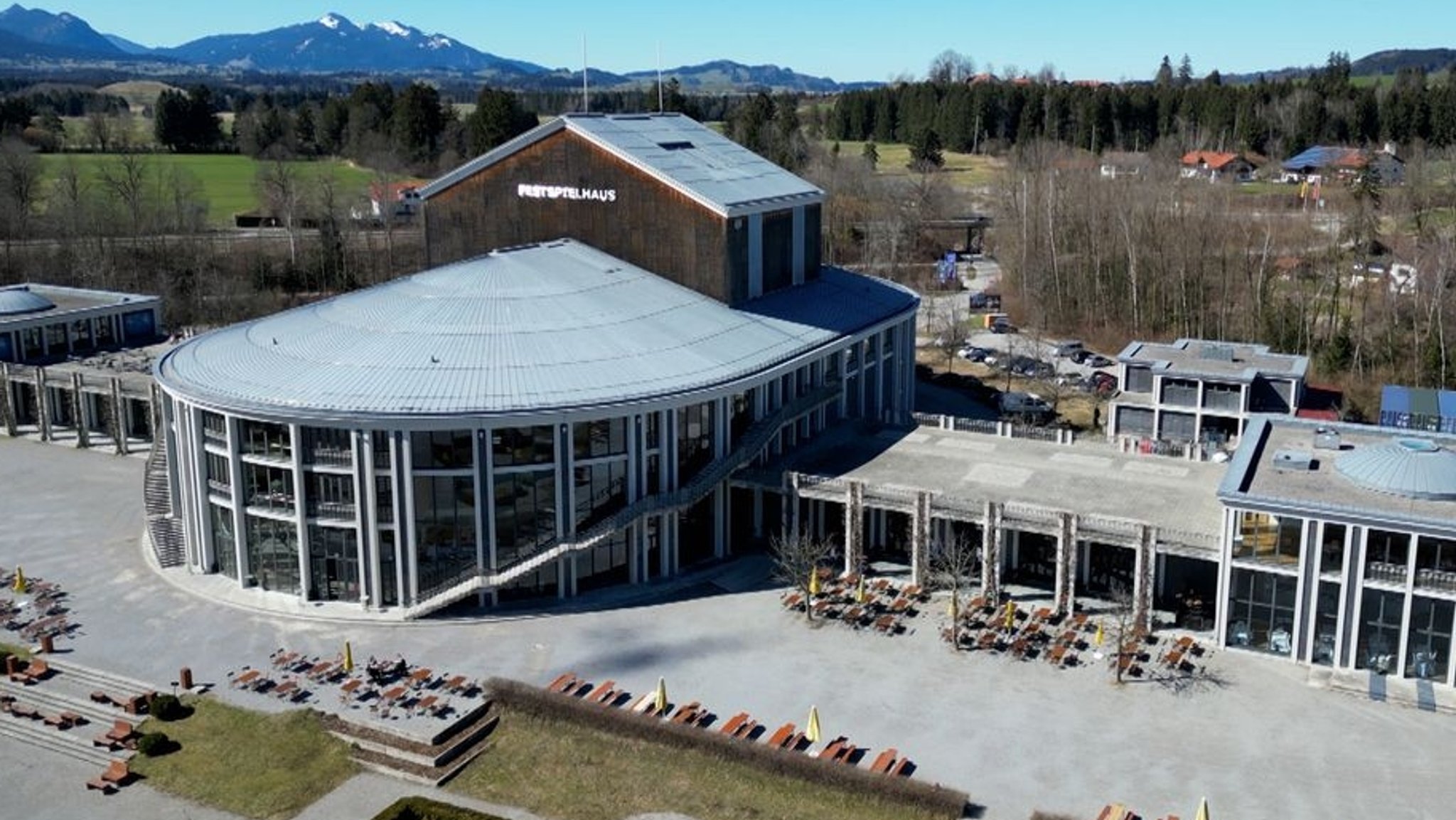 Das Festspielhaus Füssen: Im Muscialtheater finden 1.350 Zuschauer Platz.