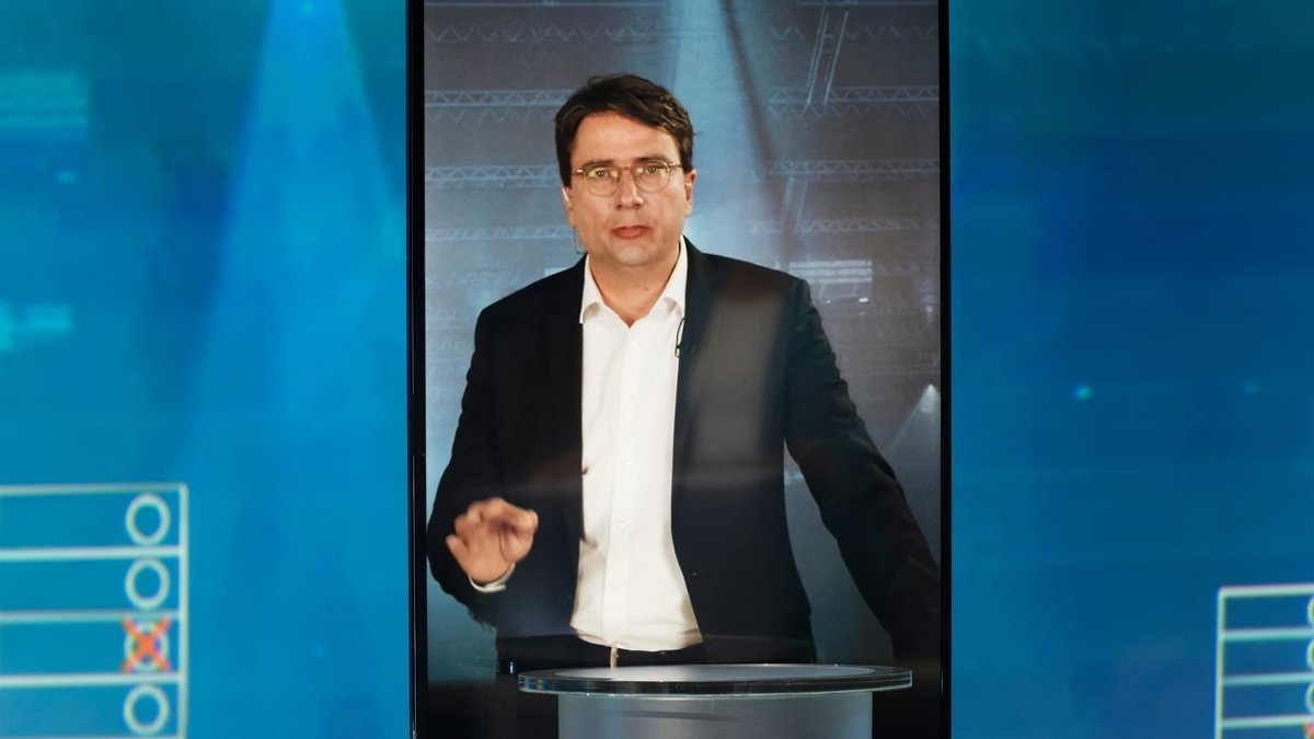 Florian von Brunn (SPD) spricht in der Sendung "BR24 - Die Konfrontation".