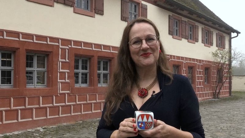 Silvia Kirchhof mit dem Frankenwürfel. | Bild: BR Silvia Kirchhof mit dem Frankenwürfel.
