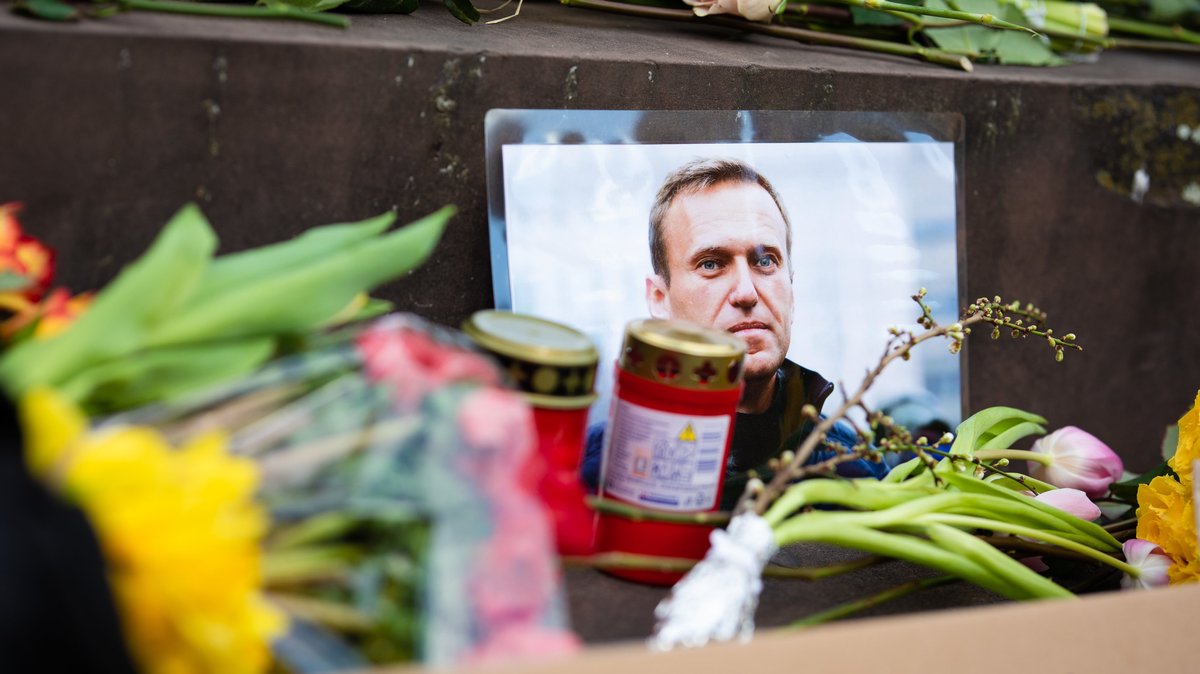 Nawalnys Mutter klagt auf Herausgabe ihres toten Sohnes