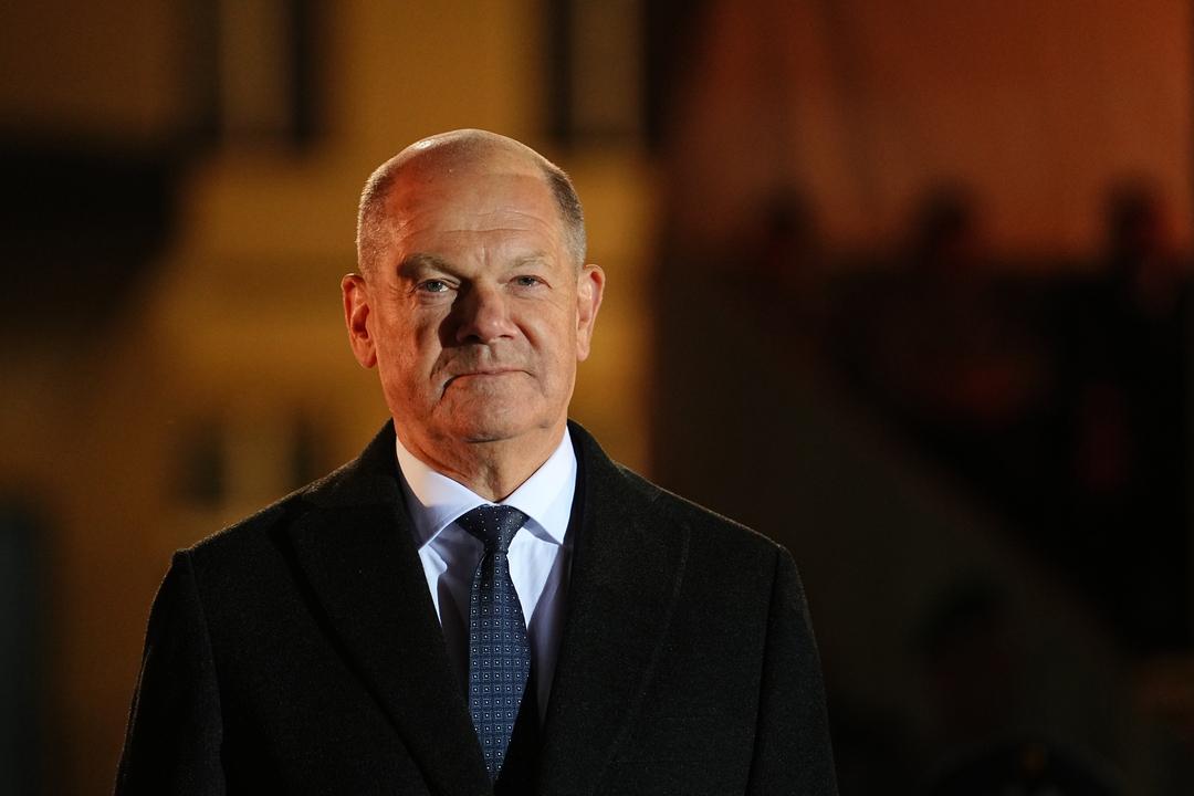 Olaf Scholz mit Großen Zapfenstreich verabschiedet