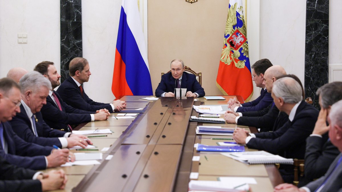 "Putins Tankstelle brennt": Drohnen bremsen Russlands Ölexporte