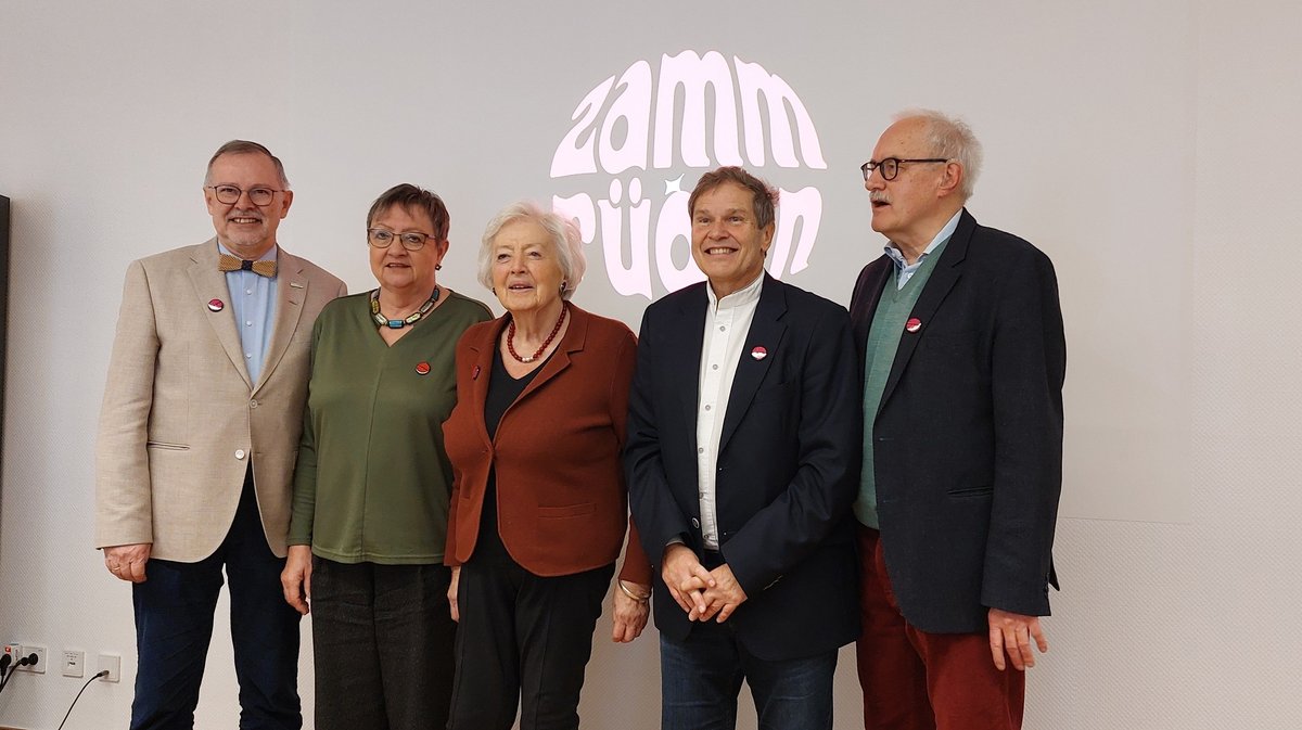 Initiatoren "Zammrüggn" (v.l.n.r.): Wolf Maser (FDP), Brigitte Wellhöfer (Grüne), Renate Schmidt (SPD), Hermann Imhof (CSU), Günter Gloser (SPD).
