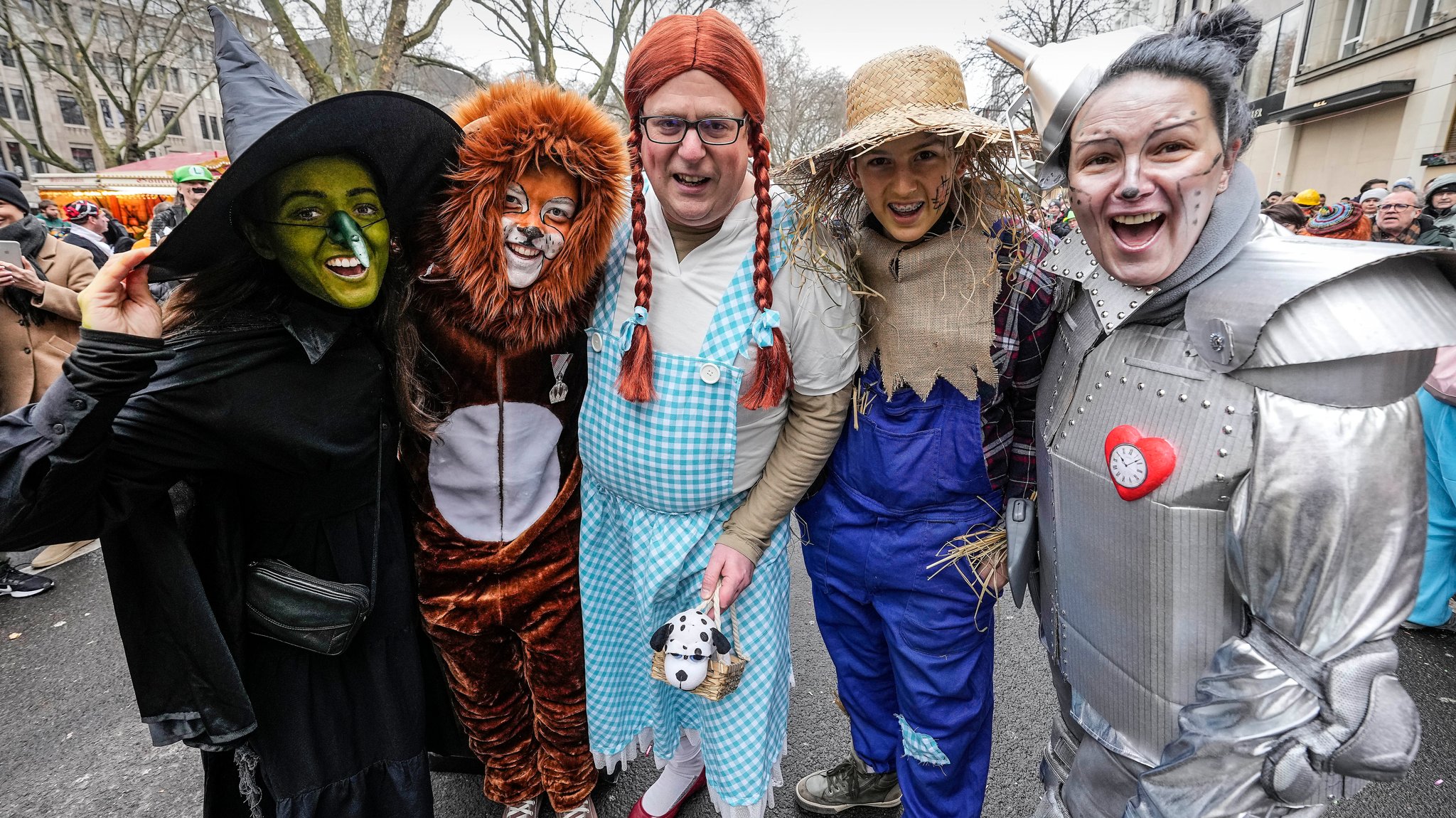 Kostüme an Fasching: Warum verkleiden wir uns so gerne?