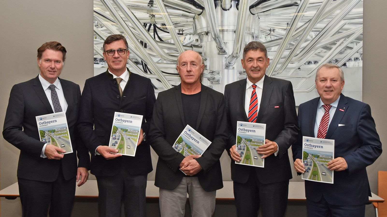 Wirtschaftsvertreter stellten die Umfrage in Regensburg vor