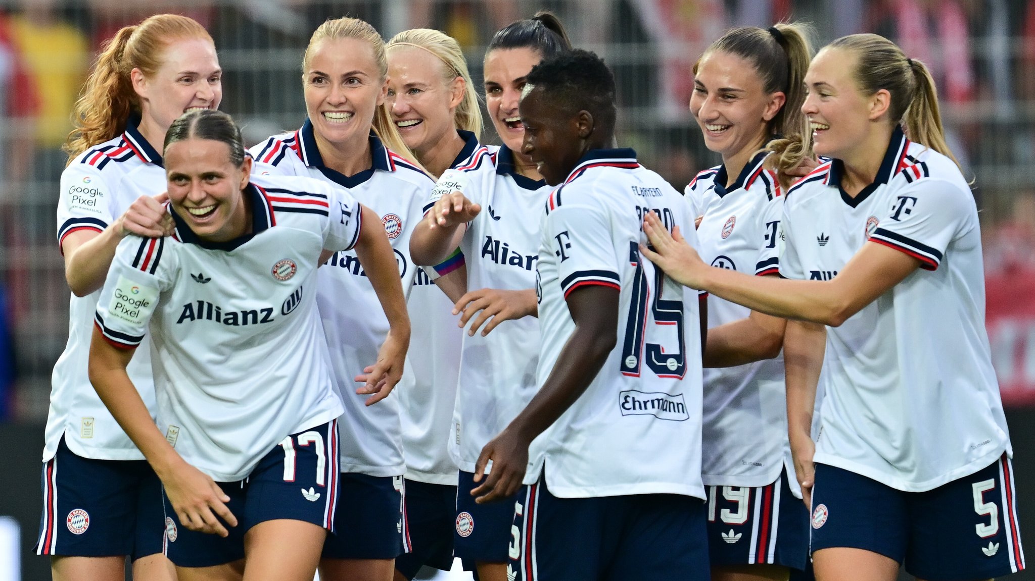 Jubel bei den FC Bayern Frauen