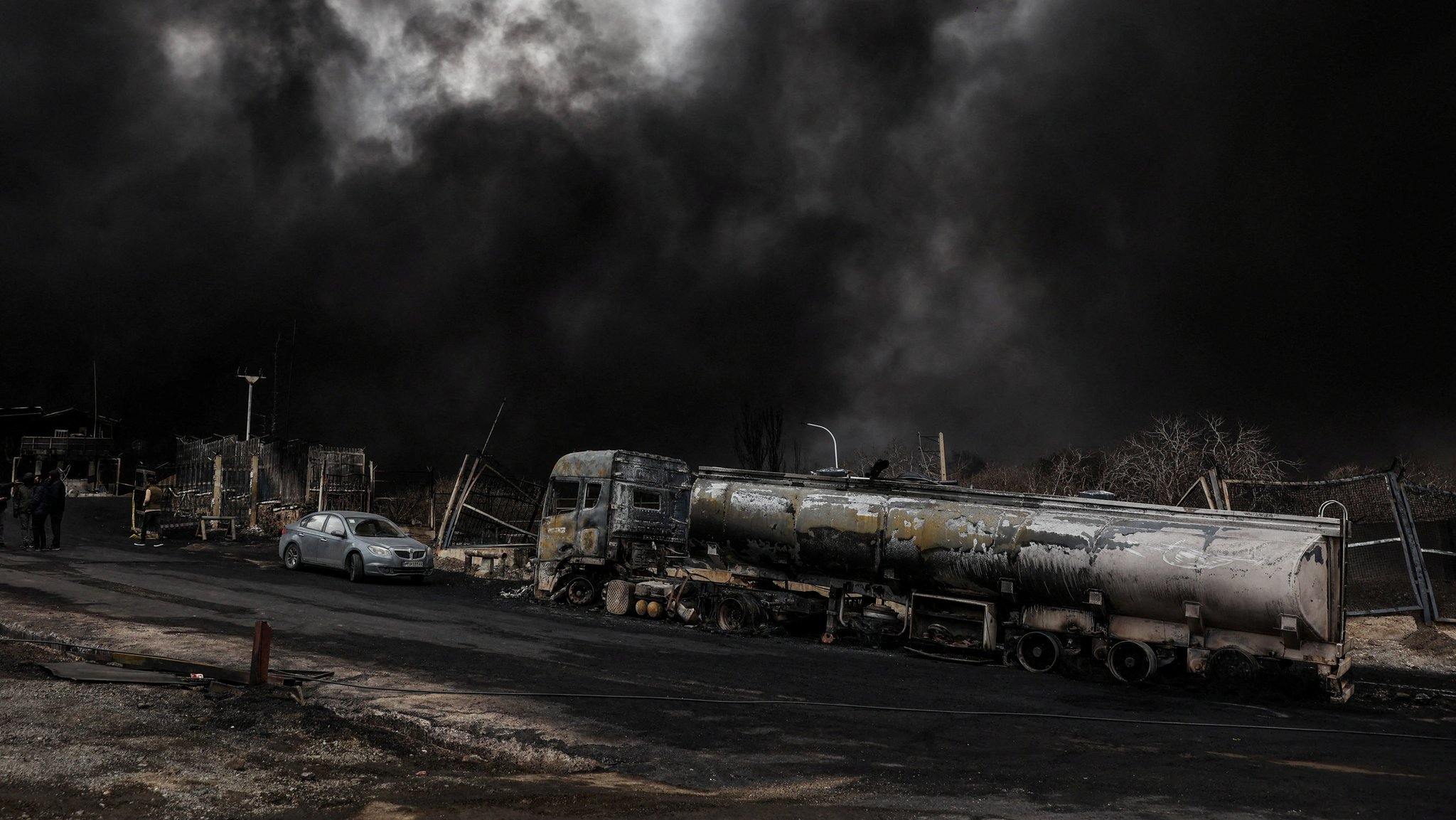 Tank-Depot bei Teheran brennt aus