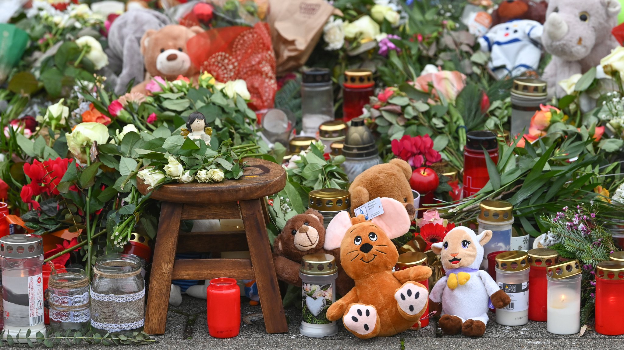 Nach dem Anschlag auf den Magdeburger Weihnachtsmarkt wird der Ruf nach politischen Konsequenzen lauter.