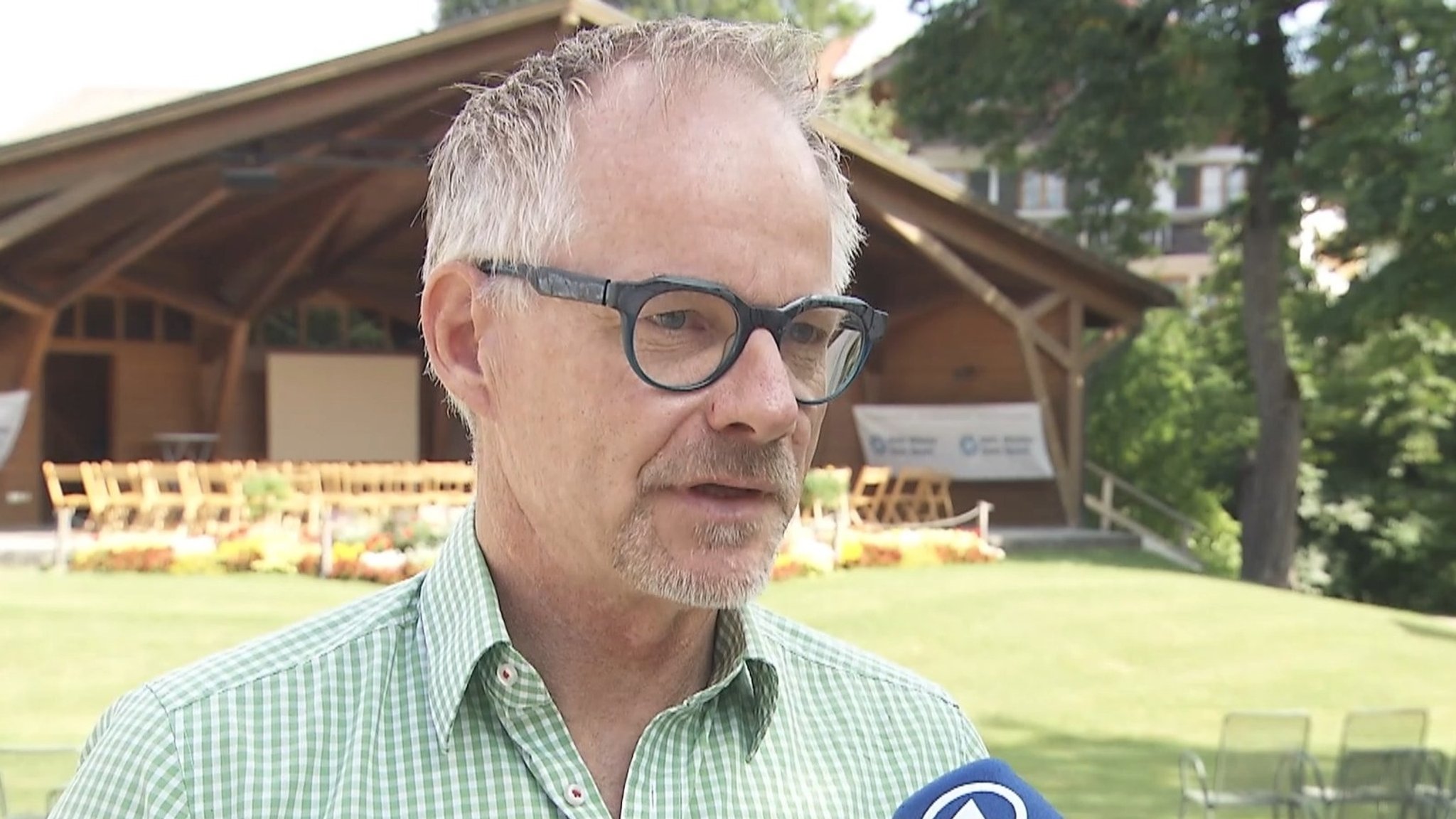 Stefan Schwarzbach spricht über die Zukunft des Wintersports | Bild: BR Stefan Schwarzbach spricht über die Zukunft des Wintersports