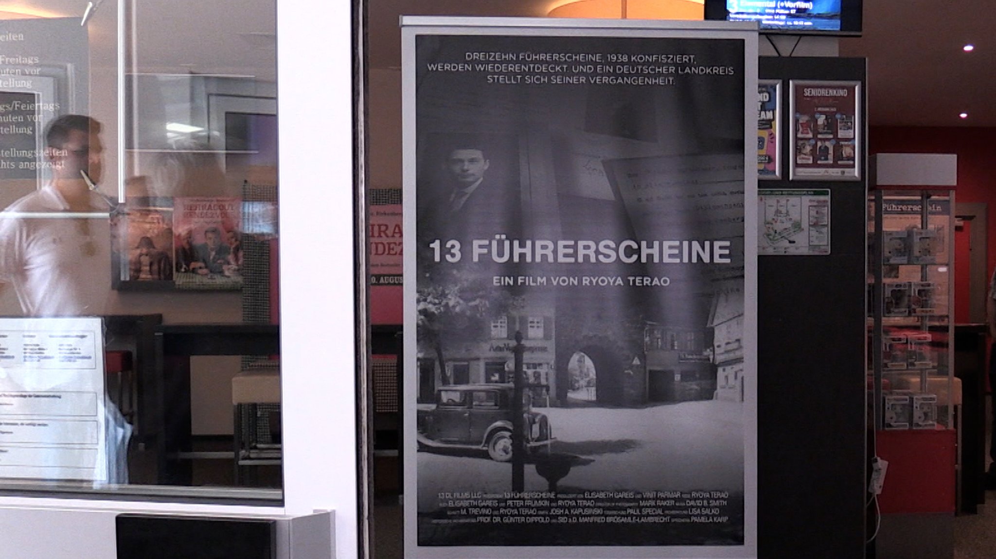 Filmplakat "13 Führerscheine" in Lichtenfels.