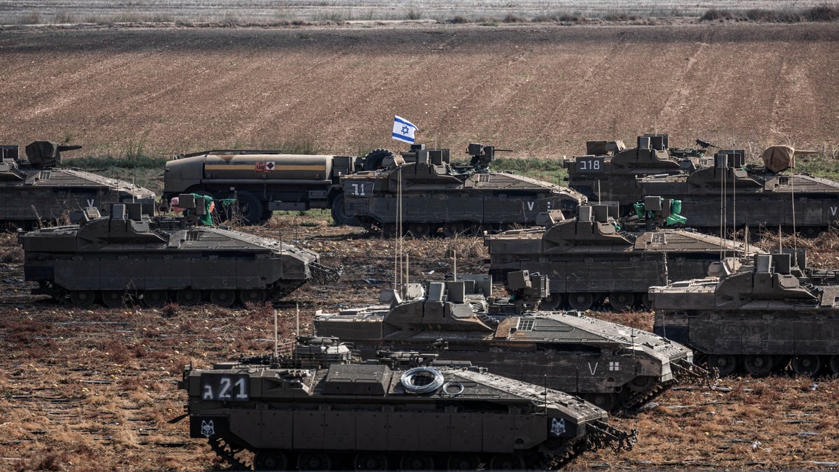 Israelische Panzer an der Grenze zum Gazastreifen