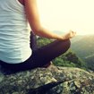 Meditation und Krisen - Wenn der Blick nach innen zu intensiv wird | Bild: stock.adobe.com/lzf