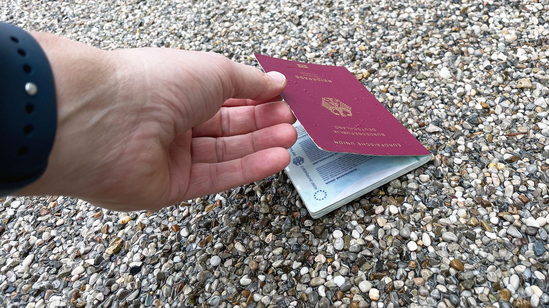 Personalausweis gefunden Personalausweis oder Führerschein auf der ...