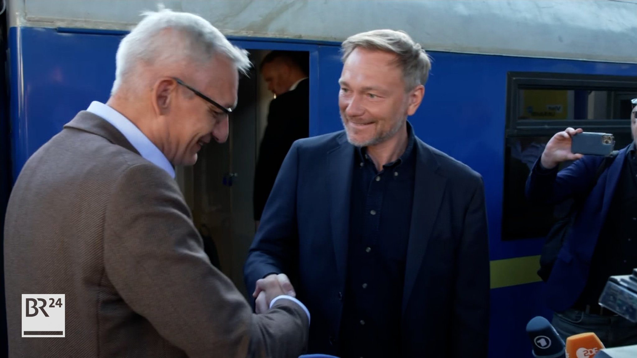 Finanzminister Lindner trifft in Kiew ein