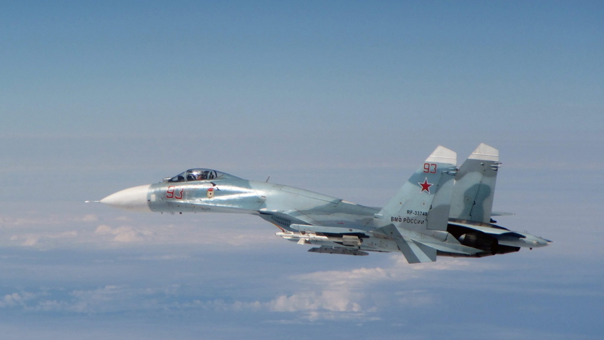 Symbolbild: Russische Su-27 Flanker innerhalb des NATO-Interessengebiets