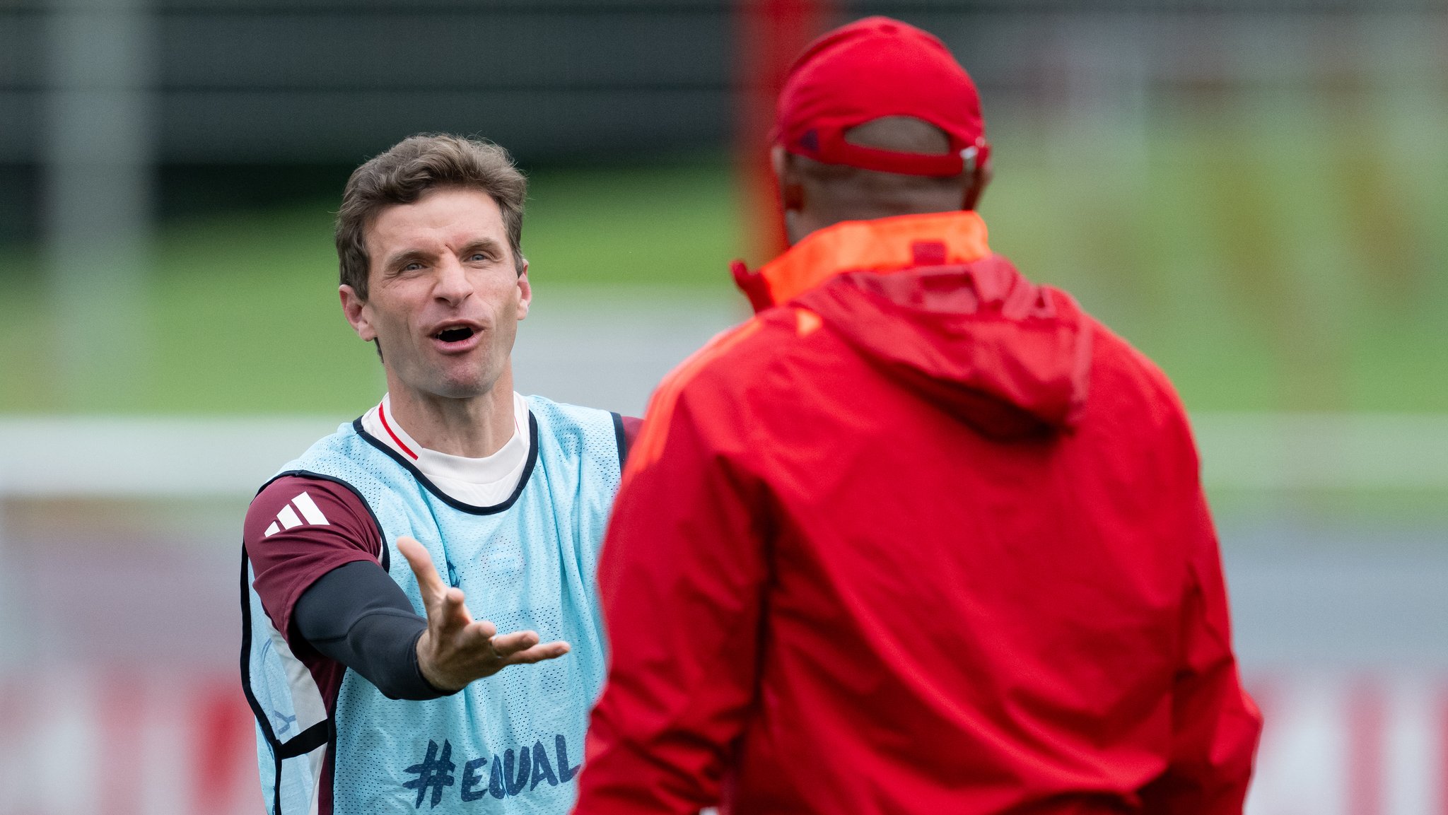 Thomas Müller und FC-Bayern-Trainer Vincent Kompany