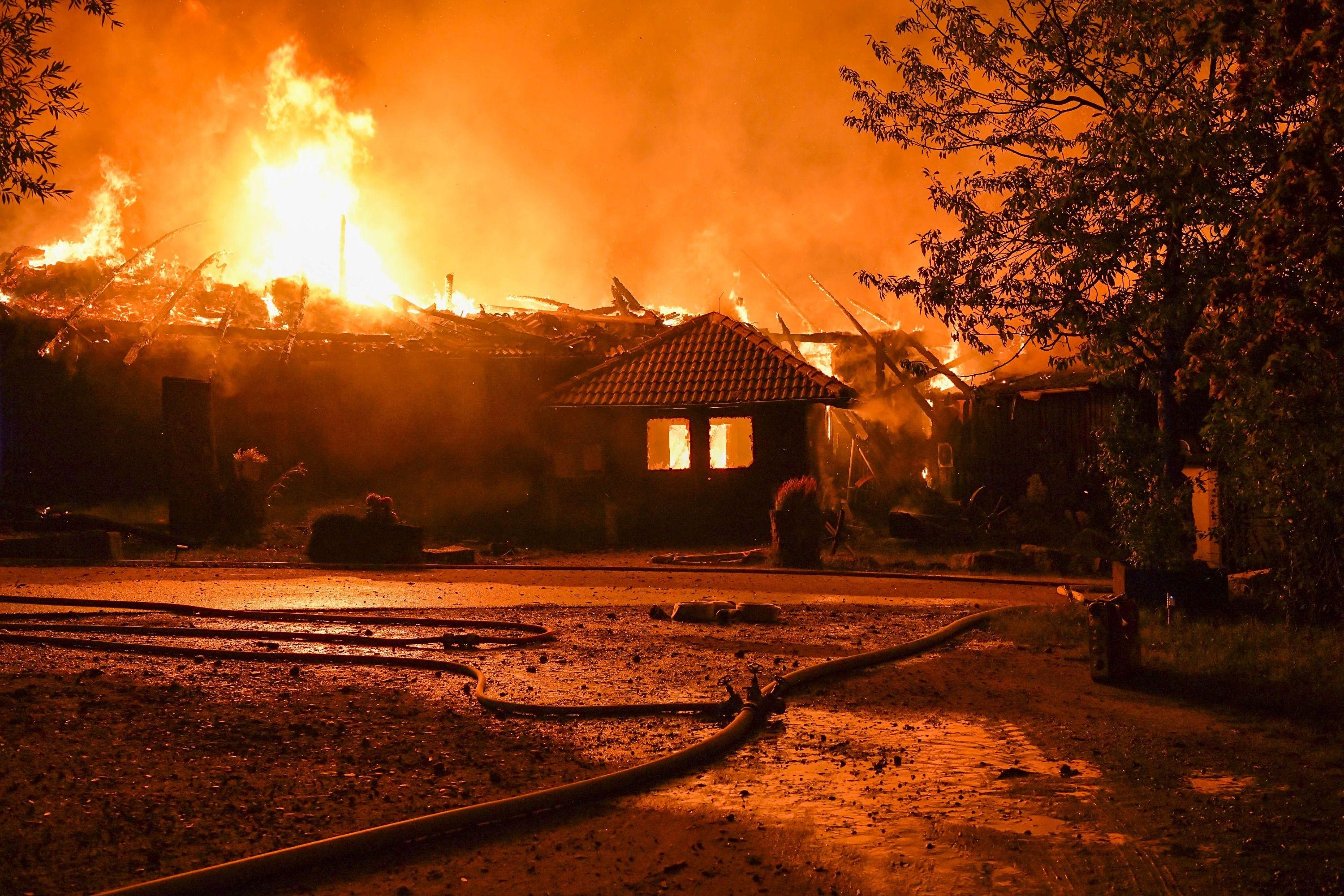 Die Traditionswirtschaft auf der Ries in Passau in Flammen