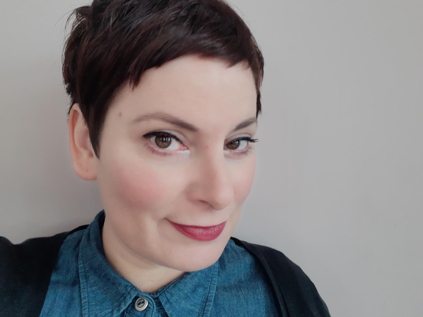 Porträt der Jugendbuchautorin Tamara Bach