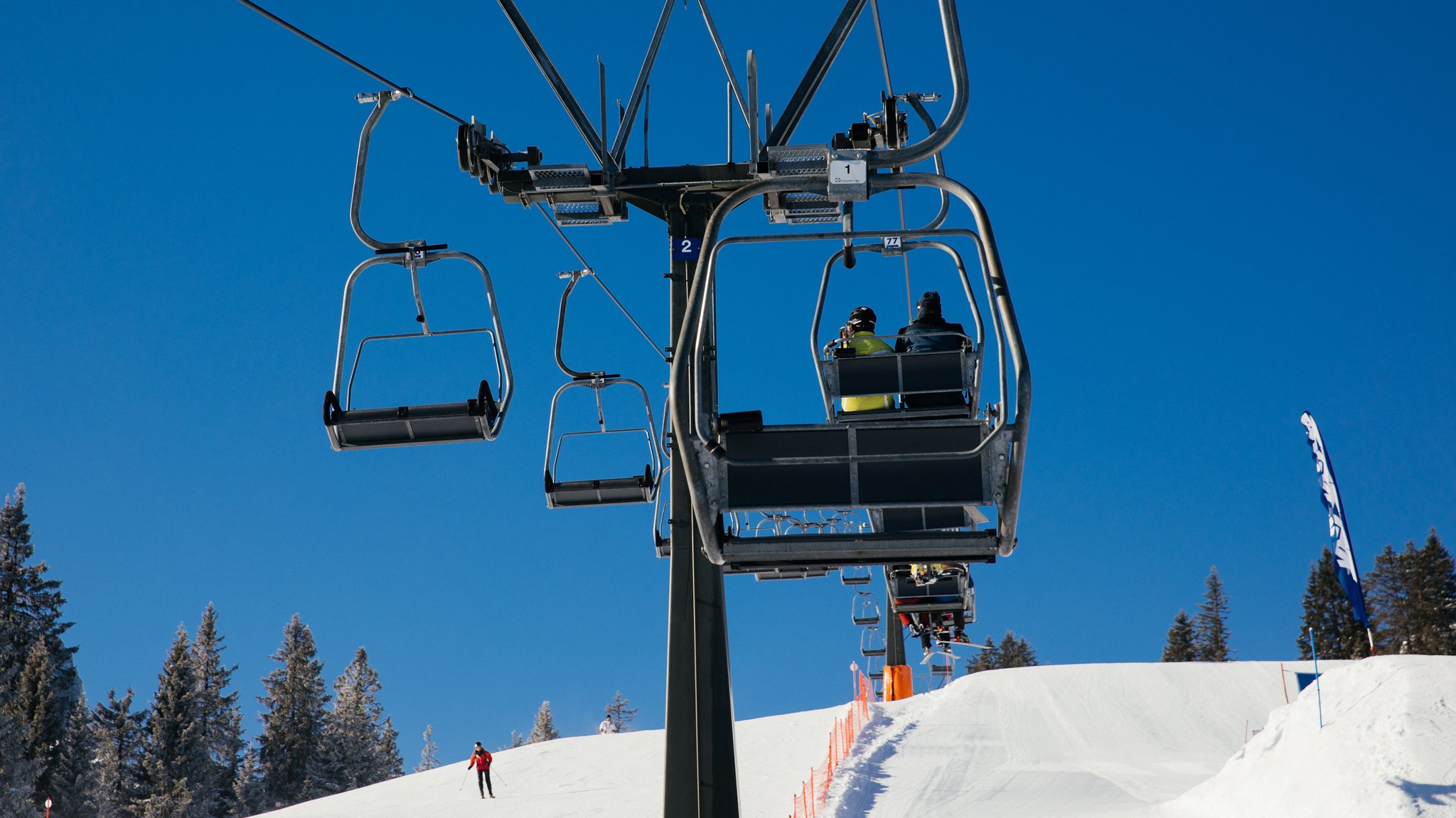 Skifahren zu flexiblen Preisen? In Bayern versucht sich heuer erstmals eine Seilbahngesellschaft daran.