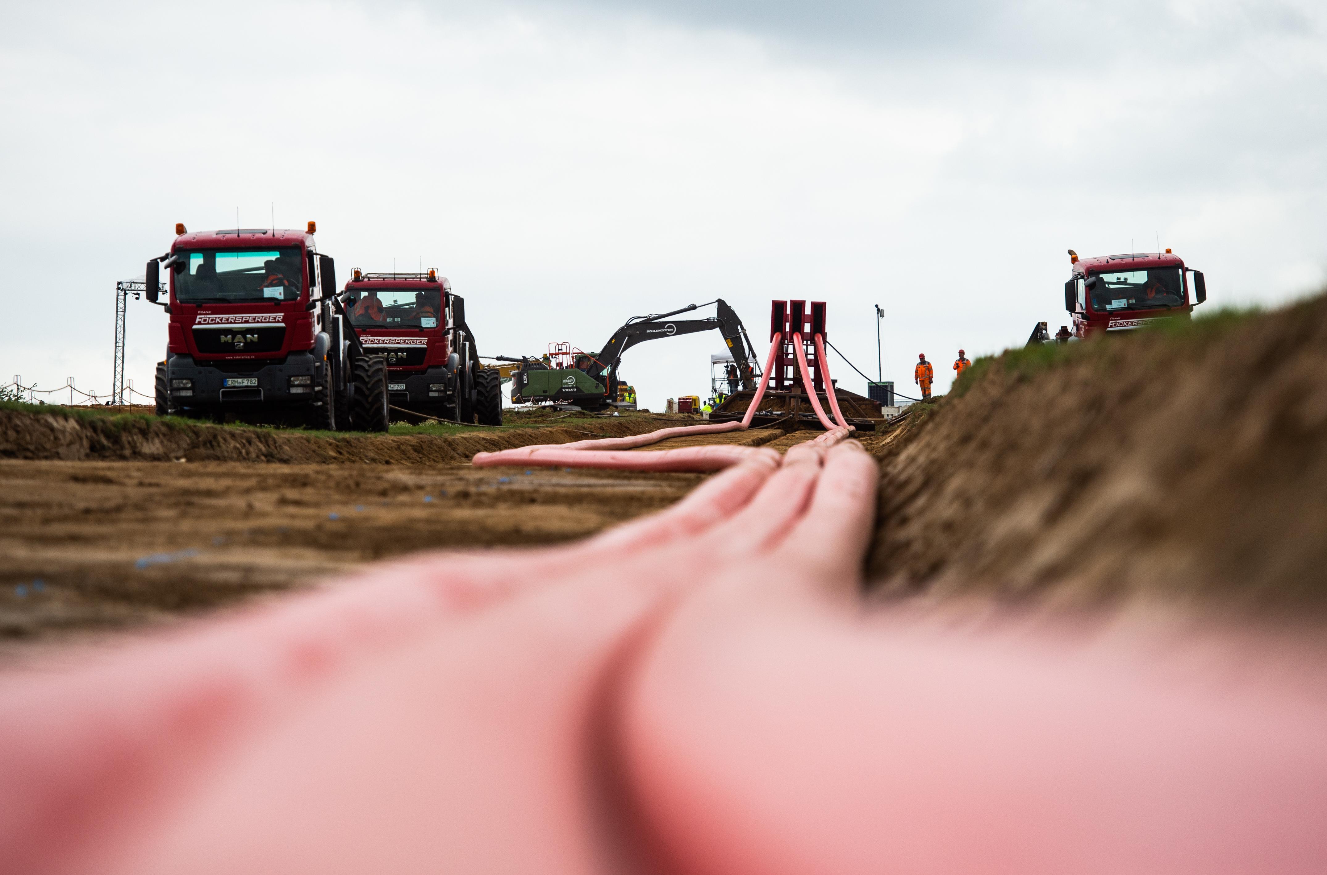 Symbolbild: Verlegung von Erdkabeln