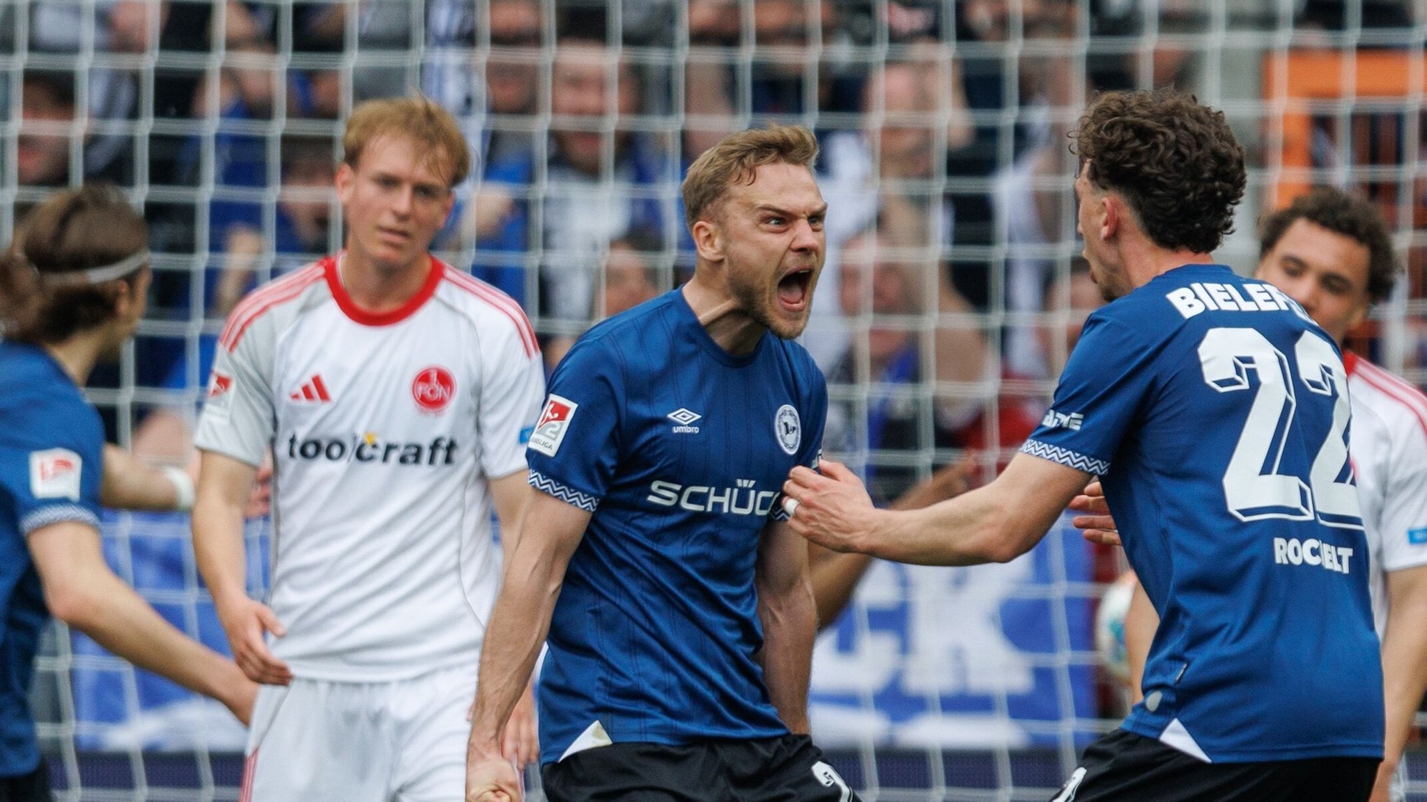Spielszene Arminia Bielefeld - 1. FC Nürnberg