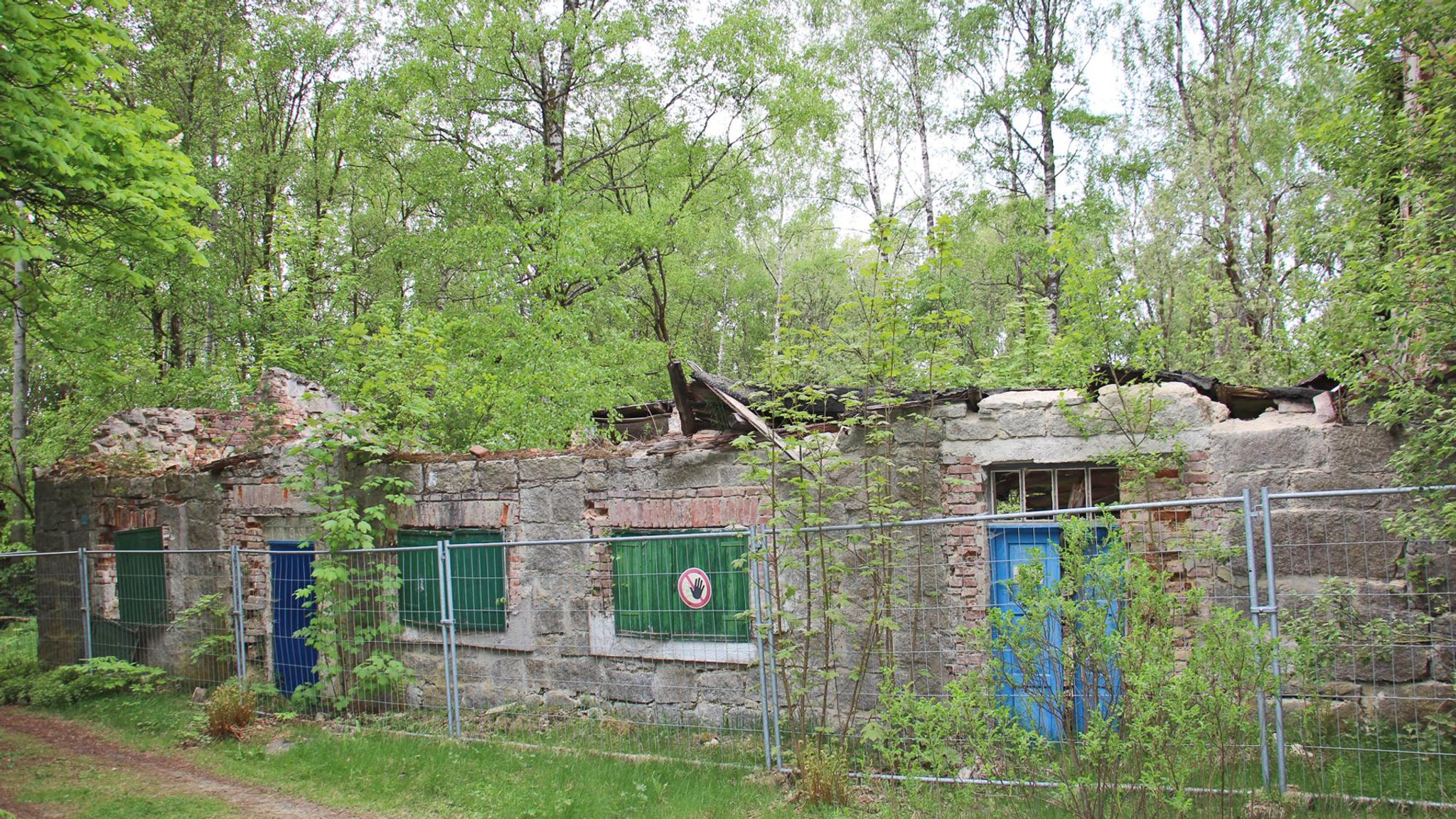 Flossenbürg: Freistaat lässt historische Gebäude verfallen 