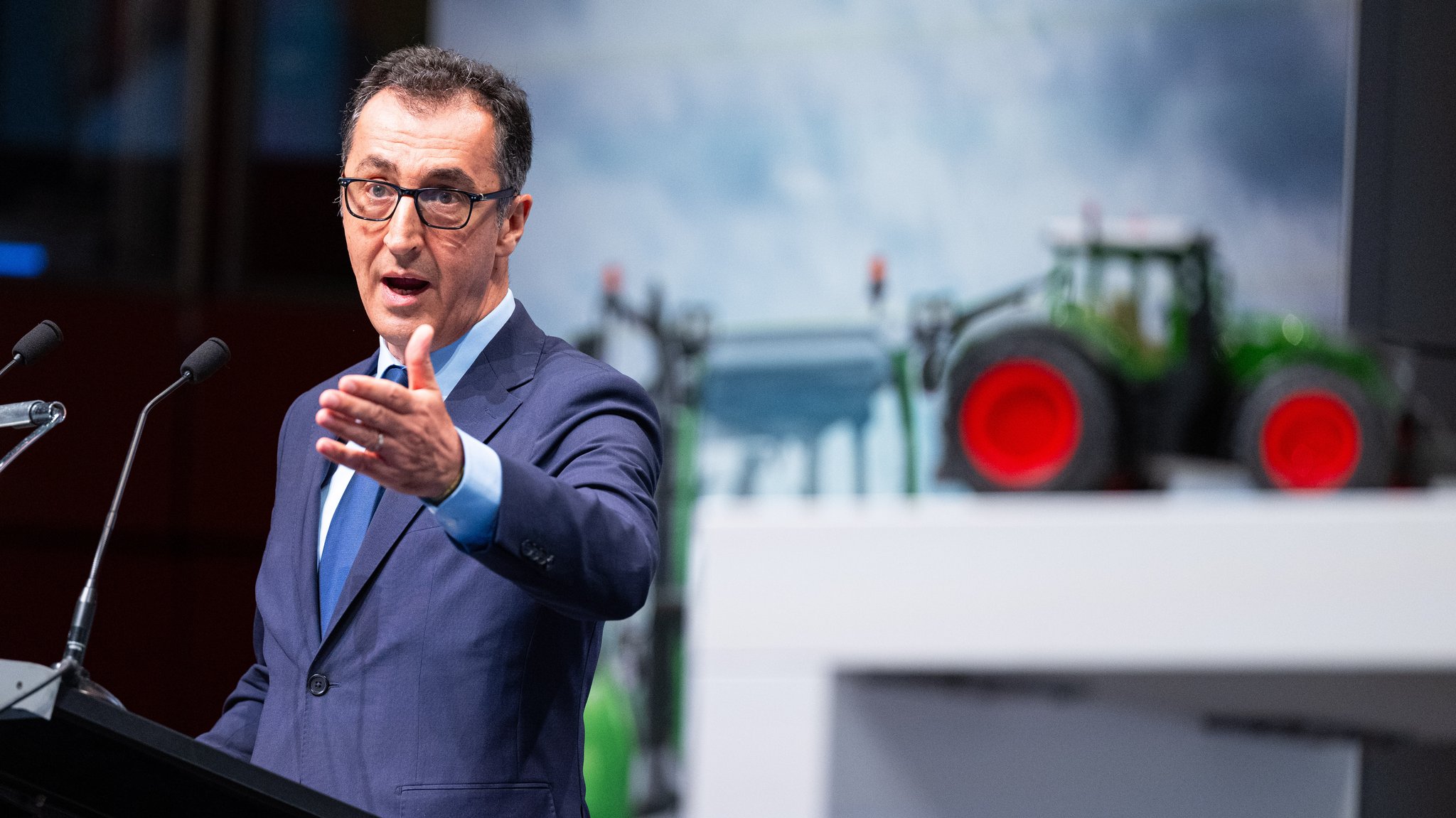 Cem Özdemir (Bündnis90/Grüne), Bundesminister für Ernährung und Landwirtschaft, auf dem Deutschen Bauerntag 2023.