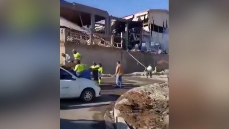 Israel hat in der Nacht zum Samstag militärische Ziele im Iran angegriffen – "als Reaktion auf die monatelangen, ununterbrochenen Angriffe des iranischen Regimes". | Bild: BR Israel hat in der Nacht zum Samstag militärische Ziele im Iran angegriffen – "als Reaktion auf die monatelangen, ununterbrochenen Angriffe des iranischen Regimes".